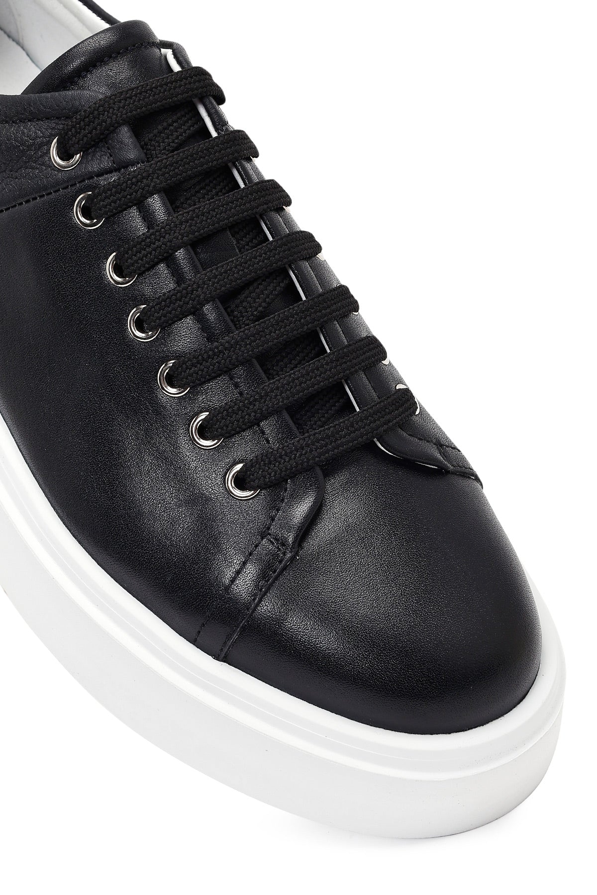 Erkek Siyah Bağcıklı Kalın Tabanlı Deri Sneaker - Image 9