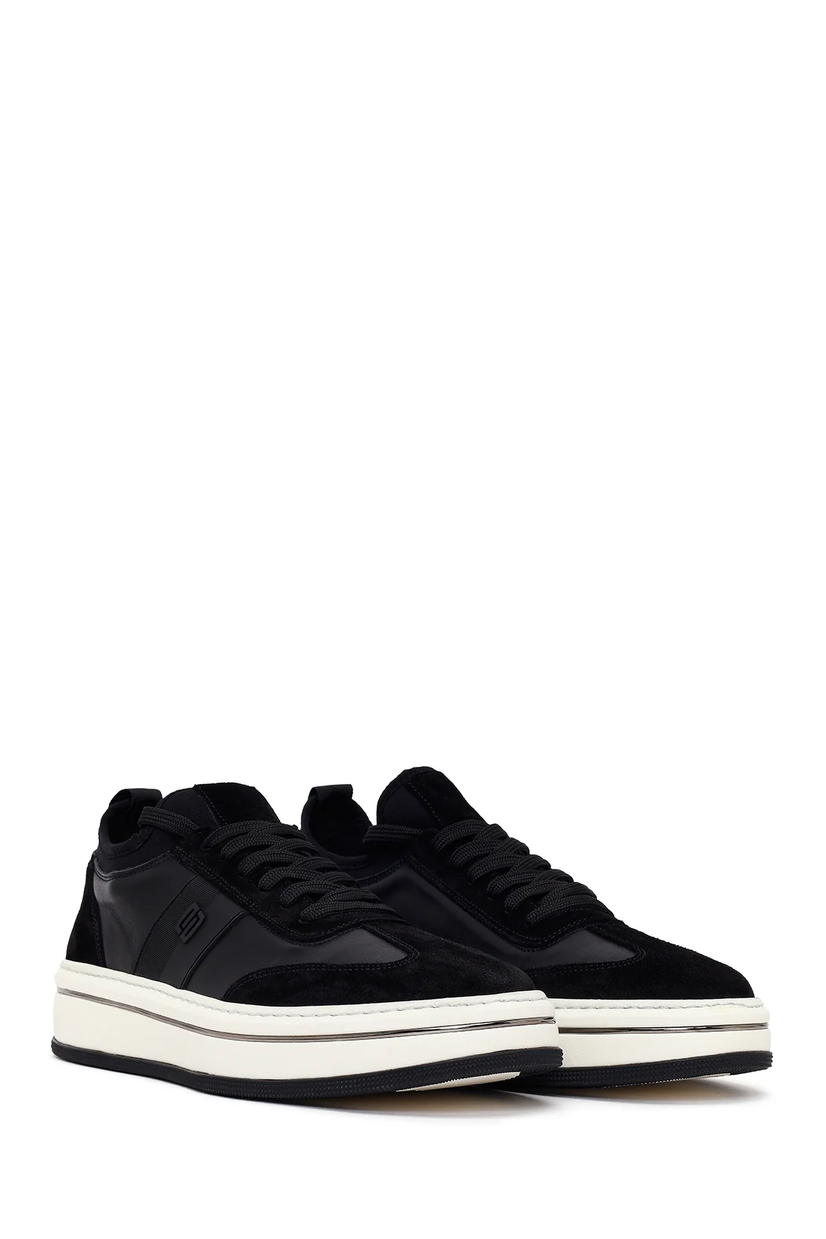 Erkek Siyah Bağcıklı Kalın Tabanlı Deri Sneaker - Image 2