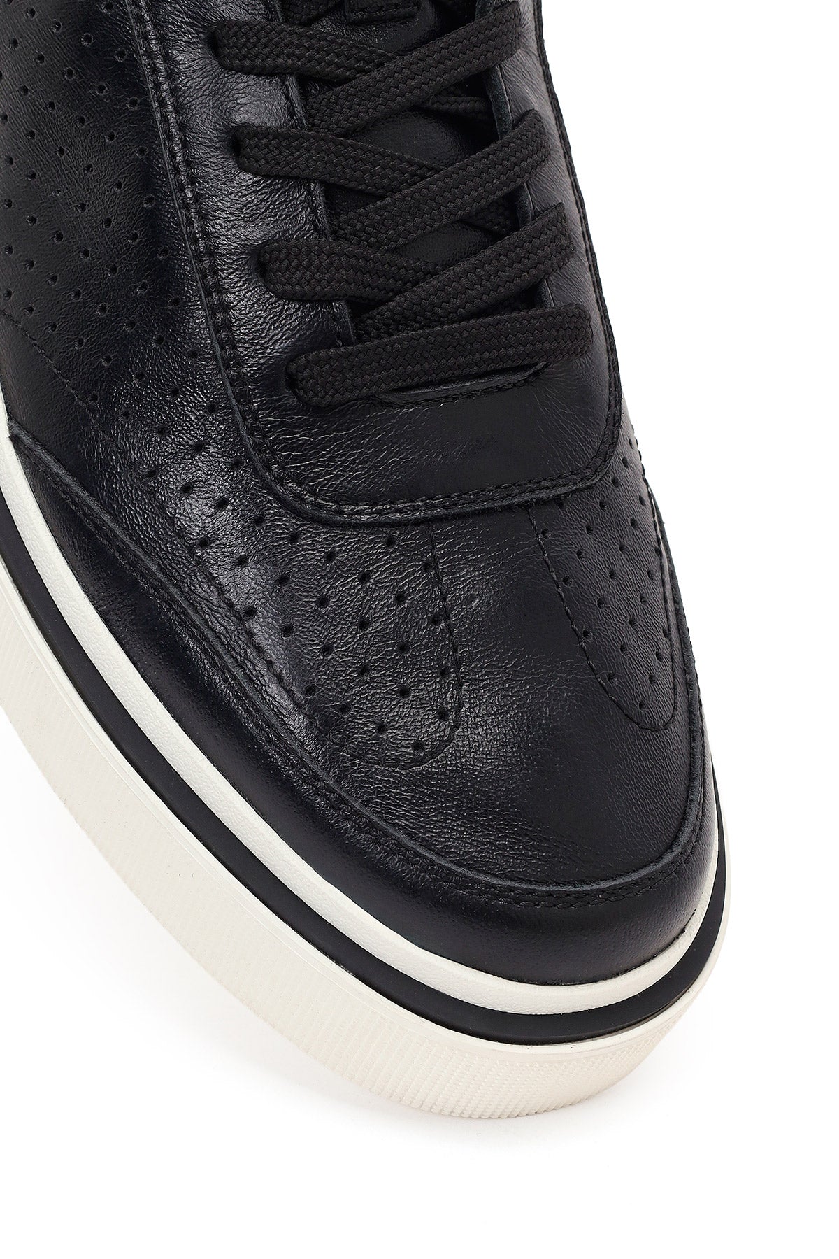 Erkek Siyah Bağcıklı Kalın Tabanlı Deri Sneaker - Image 9