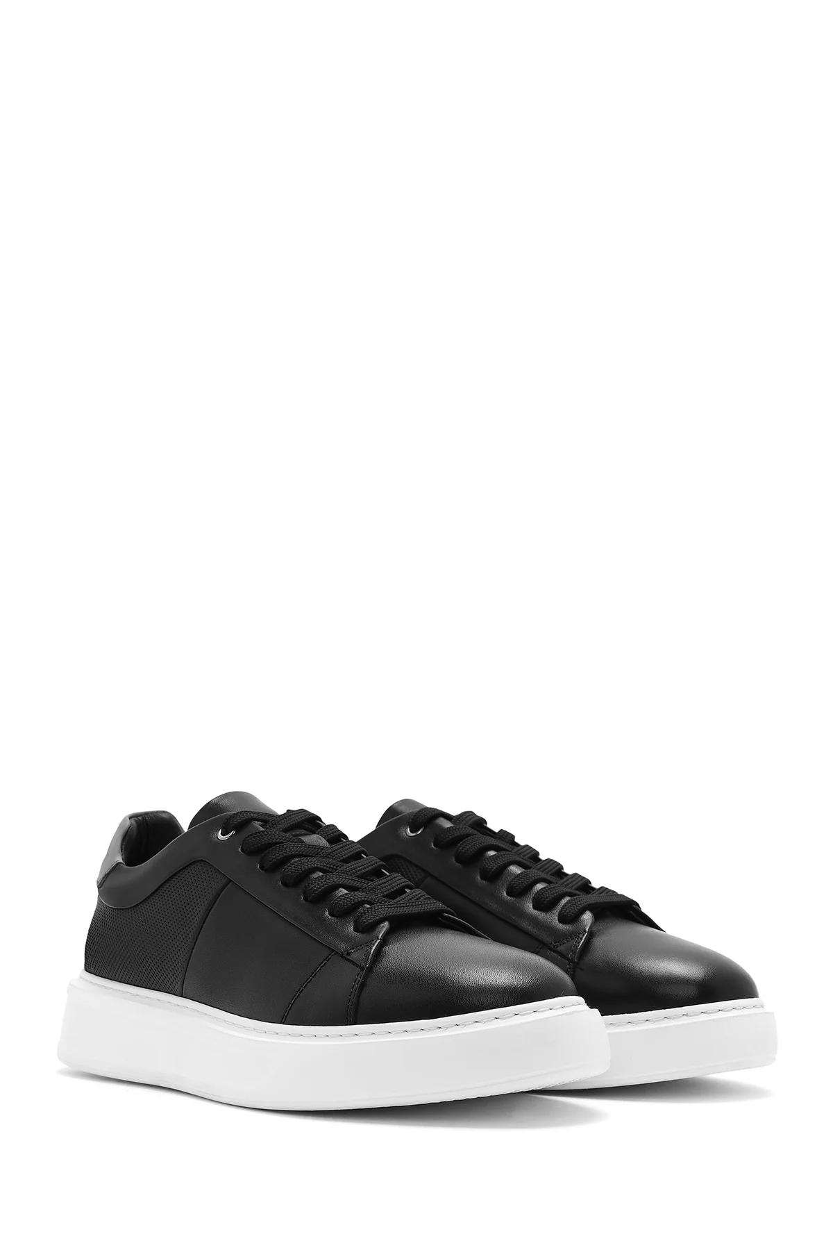 Erkek Siyah Bağcıklı Kalın Tabanlı Deri Sneaker - Image 2