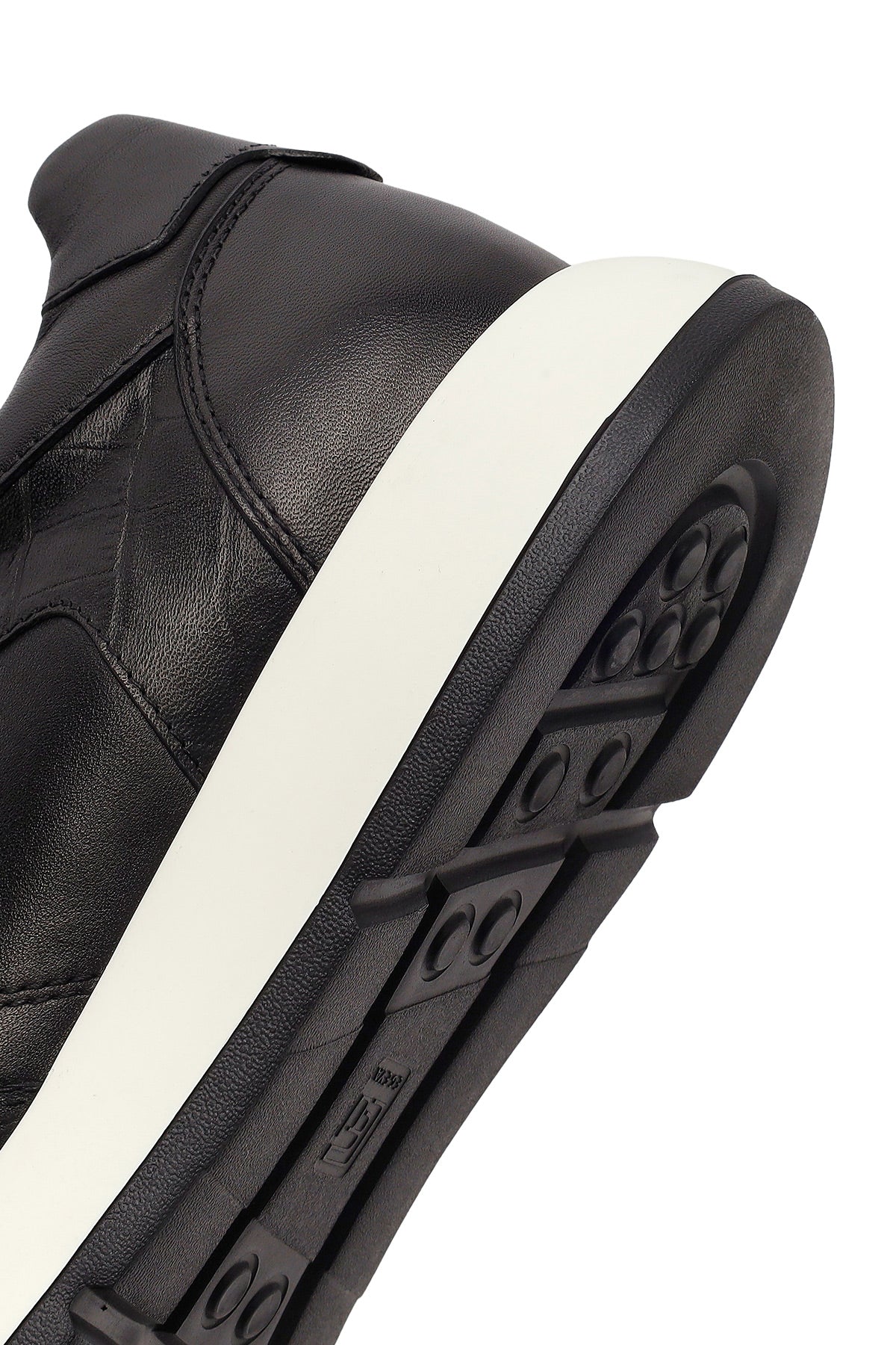 Erkek Siyah Bağcıklı Kalın Tabanlı Deri Sneaker - Image 8