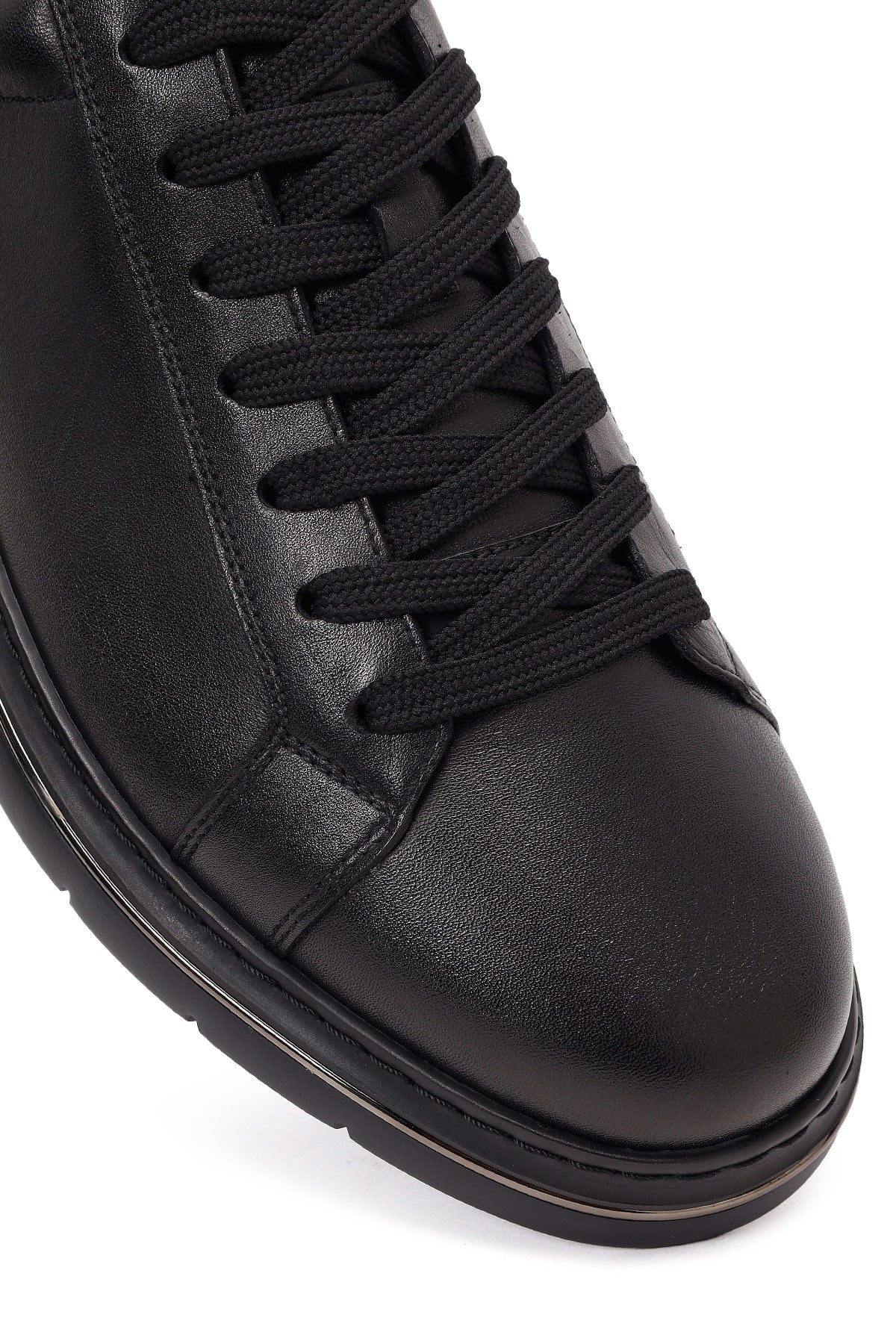 Erkek Siyah Bağcıklı Kalın Tabanlı Deri Sneaker - Image 10