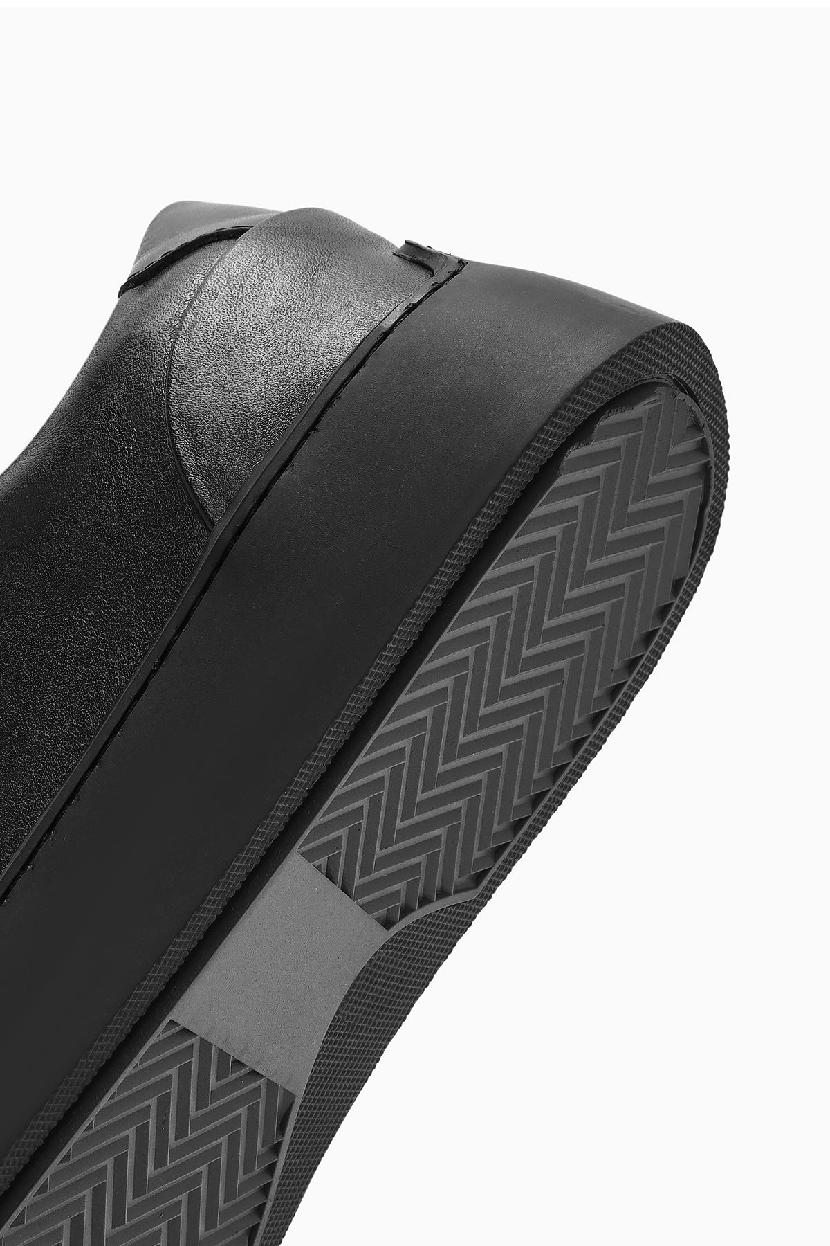 Erkek Siyah Bağcıklı Kalın Tabanlı Deri Sneaker - Image 8