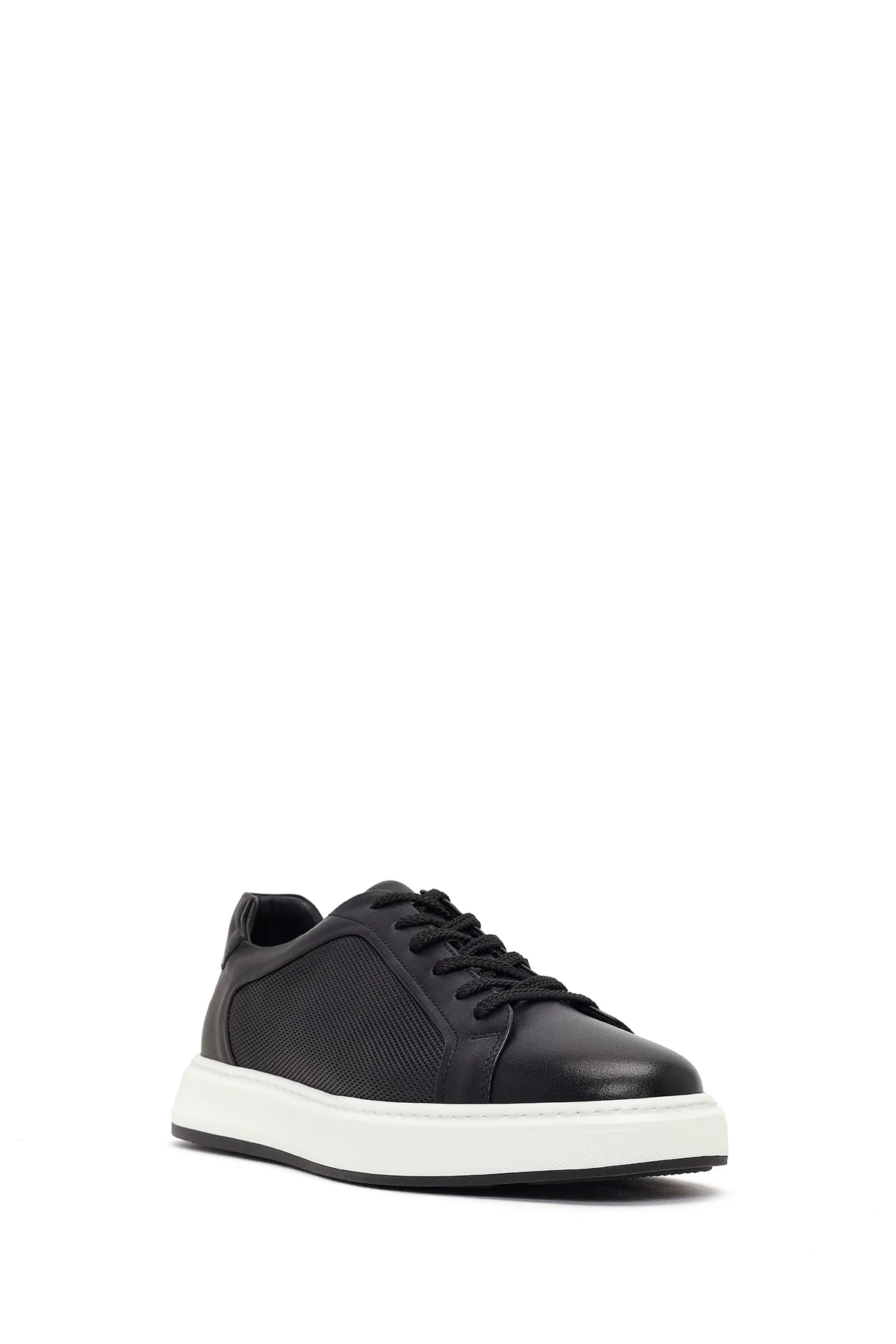 Erkek Siyah Bağcıklı Kalın Tabanlı Deri Sneaker - Image 7