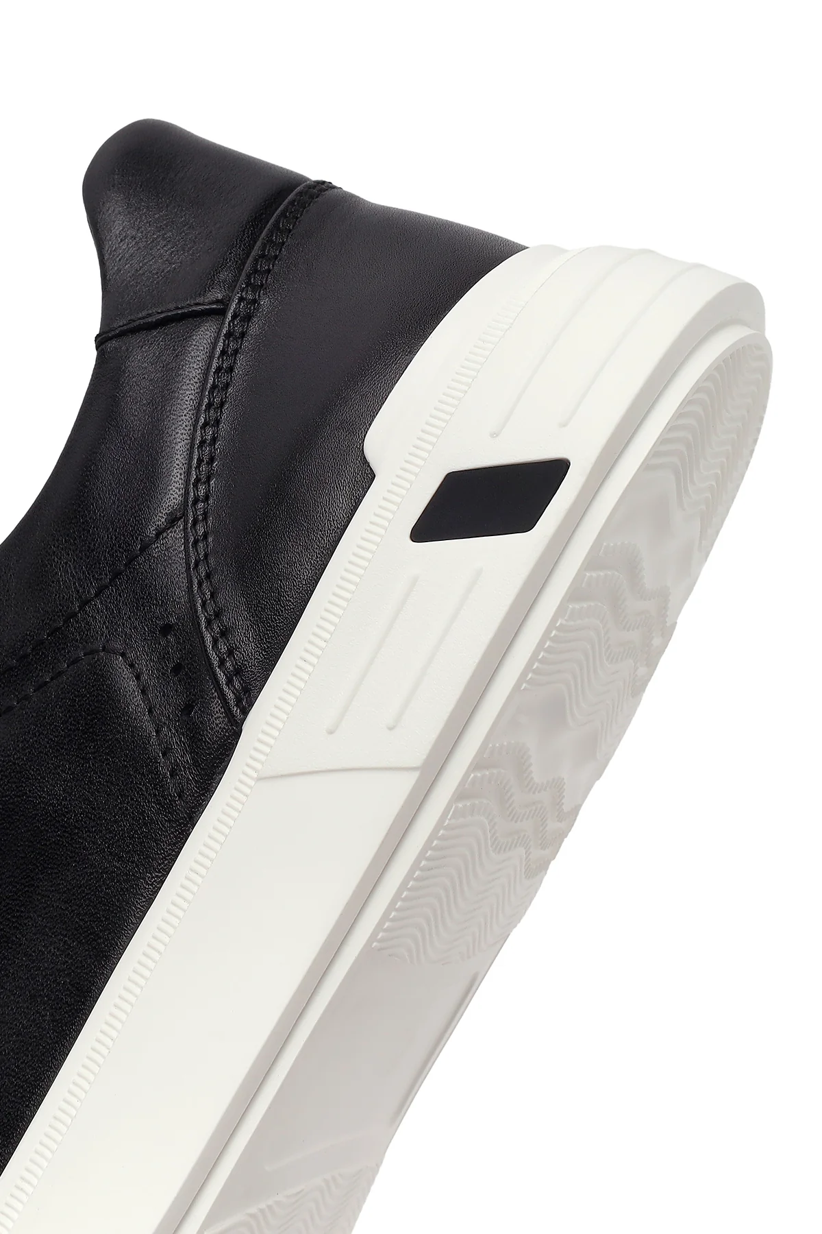 Erkek Siyah Bağcıklı Kalın Tabanlı Deri Sneaker - Image 8