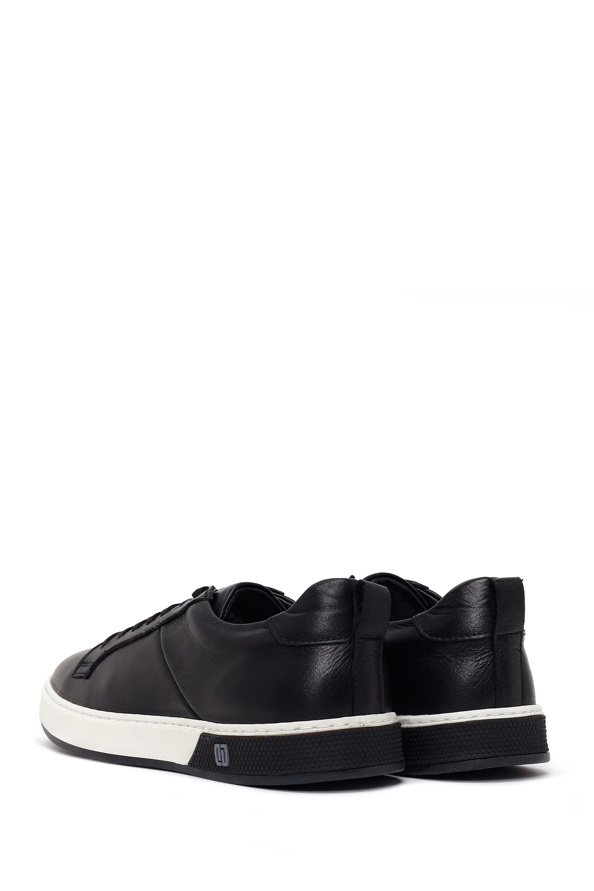 Erkek Siyah Bağcıklı Kalın Tabanlı Deri Sneaker - Image 7