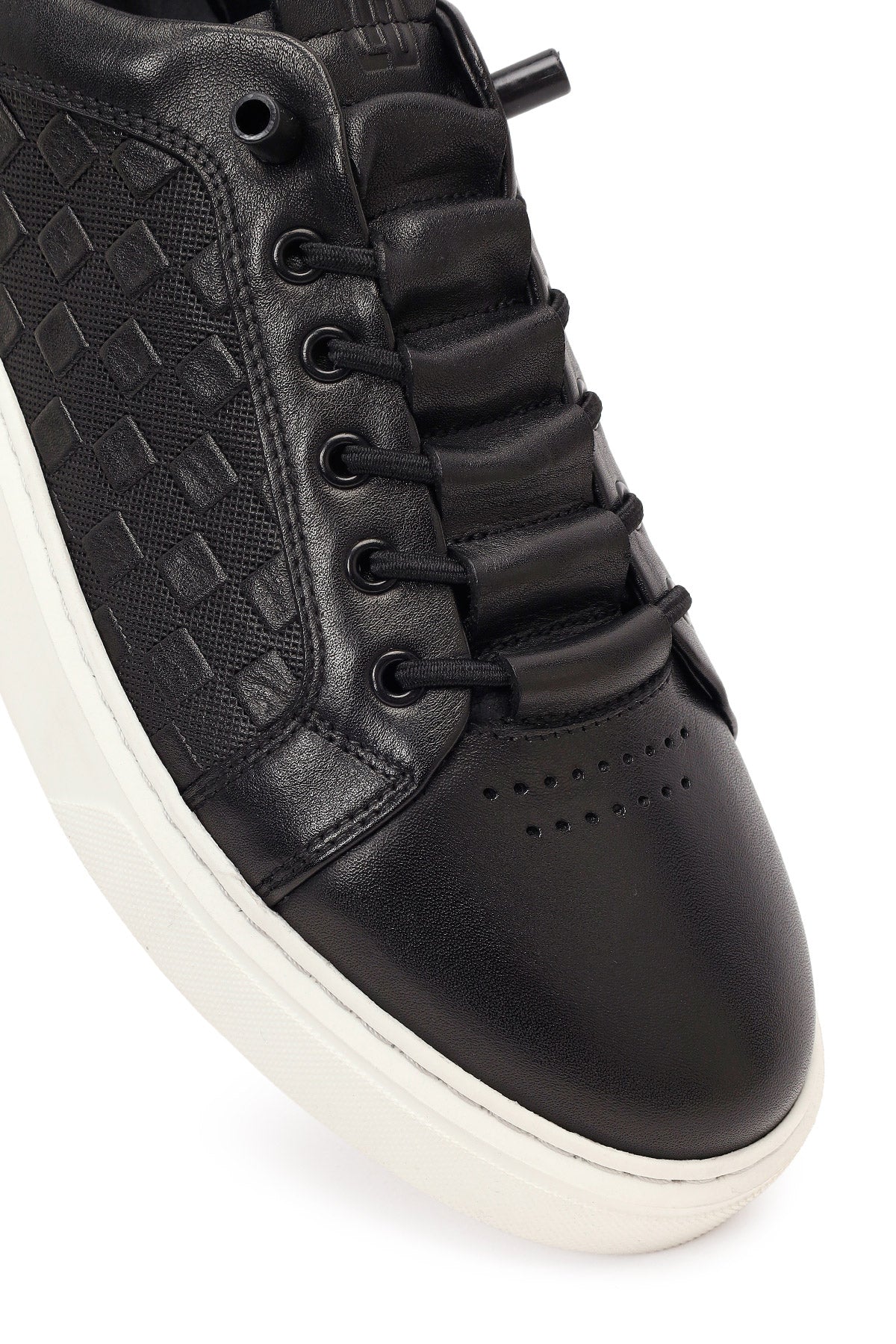 Erkek Siyah Bağcıklı Kalın Tabanlı Desenli Deri Sneaker - Image 9