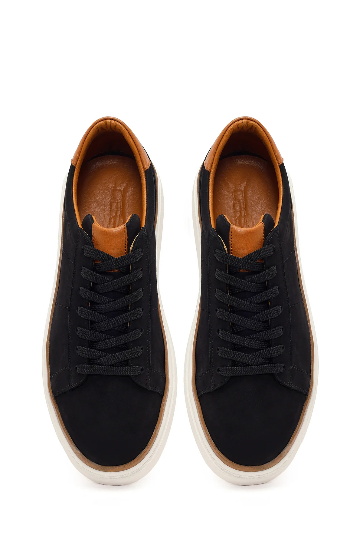 Erkek Siyah Bağcıklı Kalın Tabanlı Nubuk Deri Sneaker - Image 4