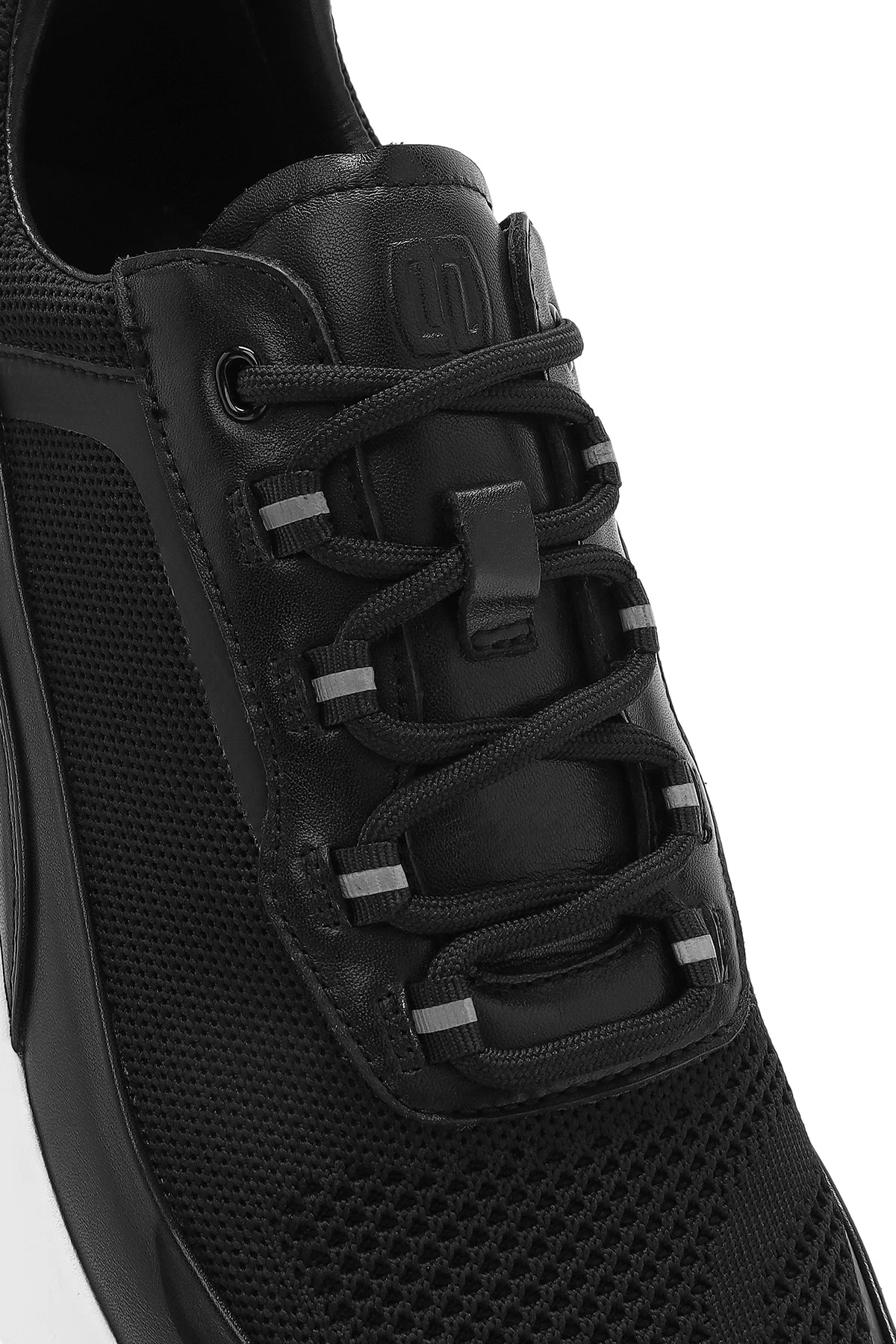 Erkek Siyah Bağcıklı Kalın Tabanlı Sneaker - Image 8