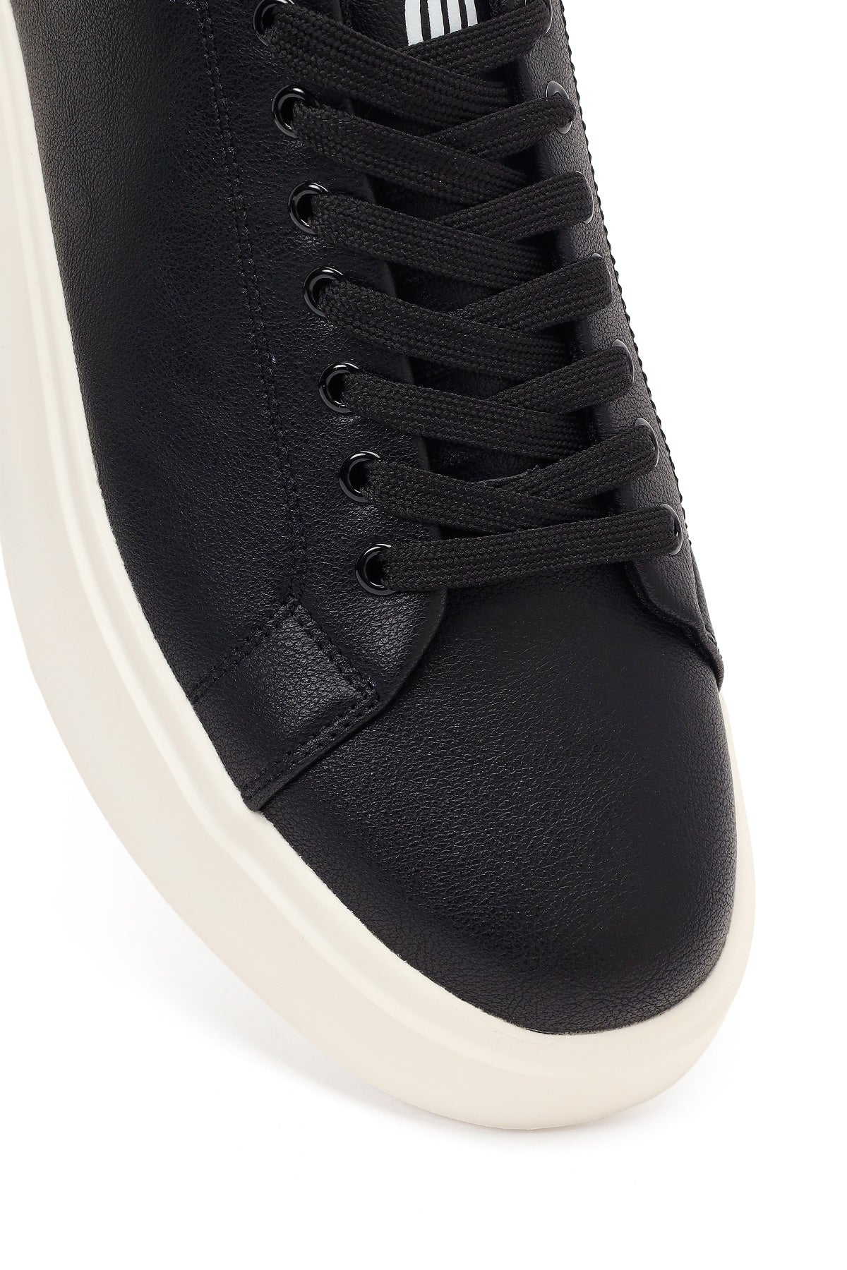 Erkek Siyah Bağcıklı Kalın Tabanlı Sneaker - Image 9