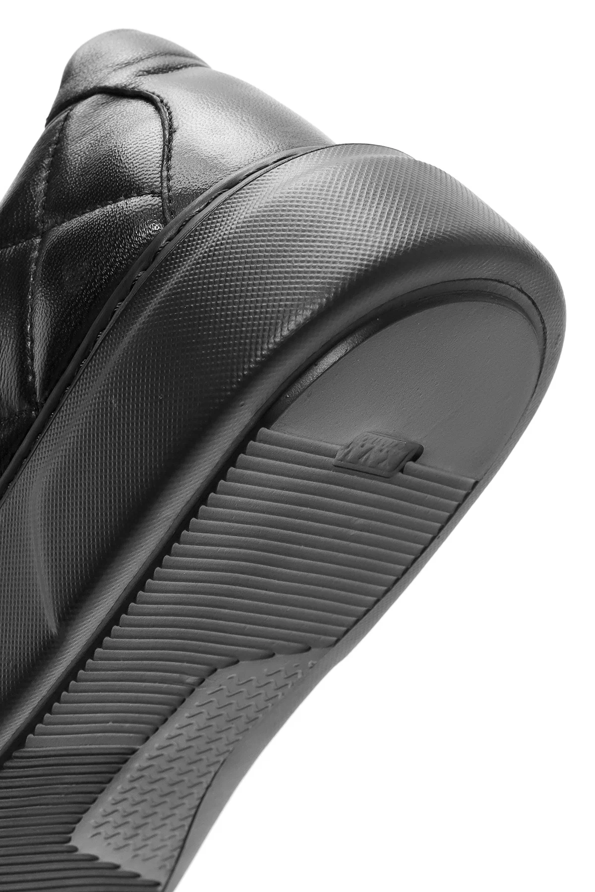 Erkek Siyah Bağcıklı Kroko Desenli Deri Sneaker - Image 8