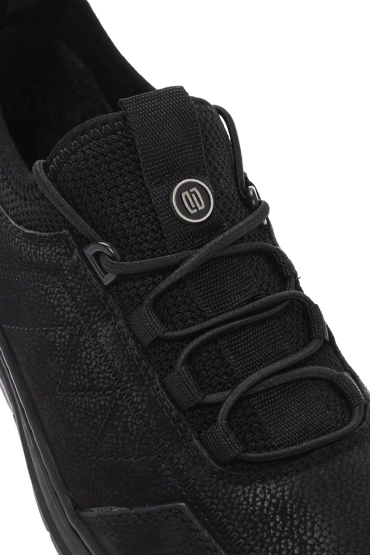 Erkek Siyah Bağcıklı Nubuk Deri Casual Sneaker - Image 9