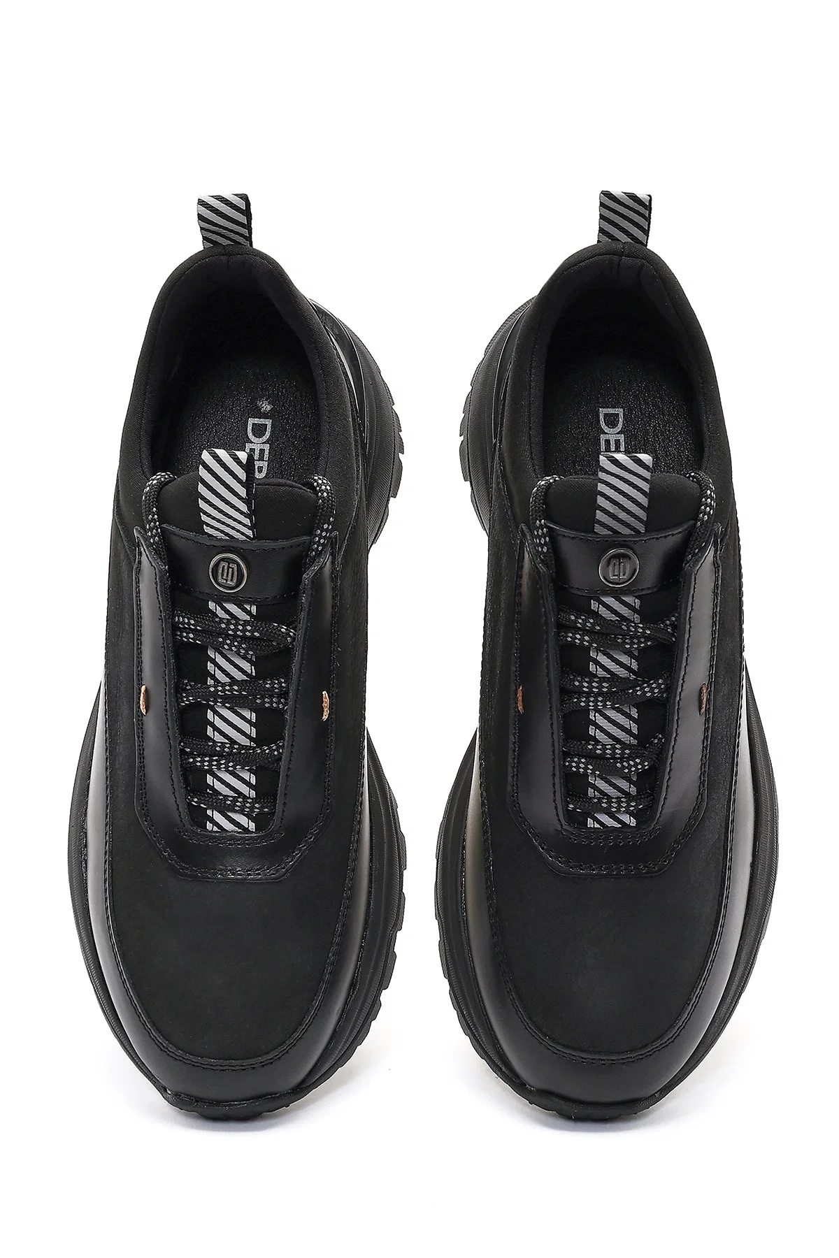 Erkek Siyah Bağcıklı Nubuk Deri Sneaker - Image 6