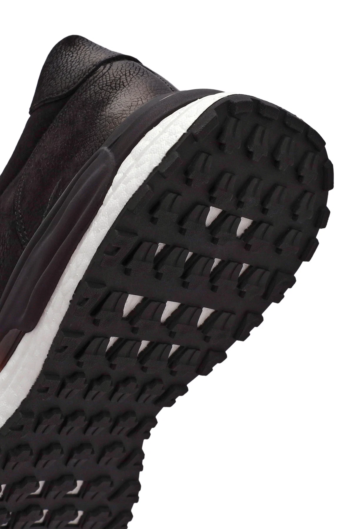 Erkek Siyah Bağcıklı Nubuk Deri Sneaker - Image 8