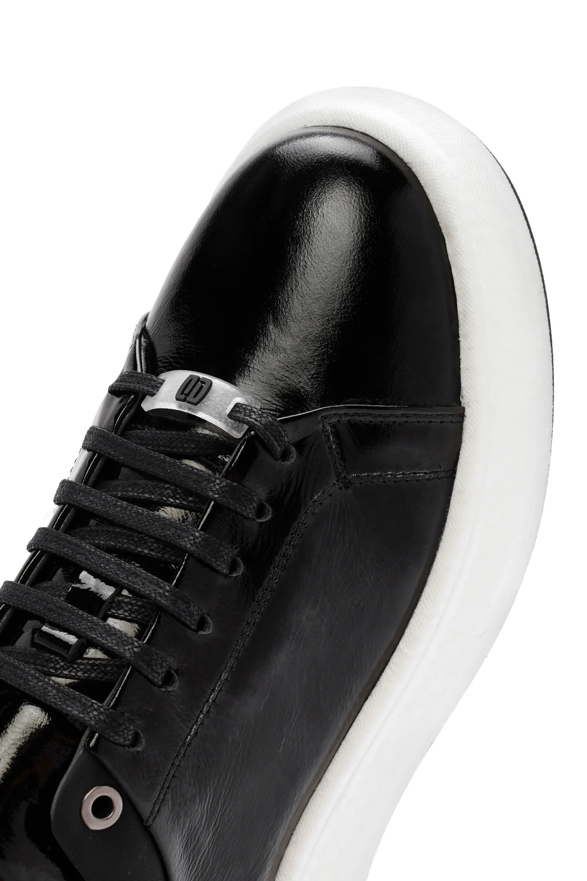 Erkek Siyah Bağcıklı Rugan Deri Sneaker - Image 10