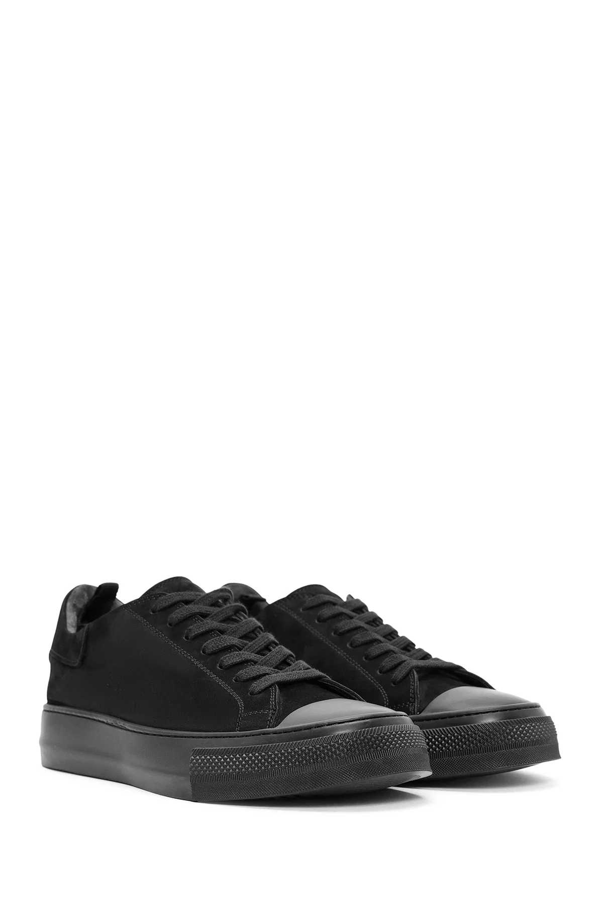 Erkek Siyah Bağcıklı Süet Deri Sneaker - Image 3