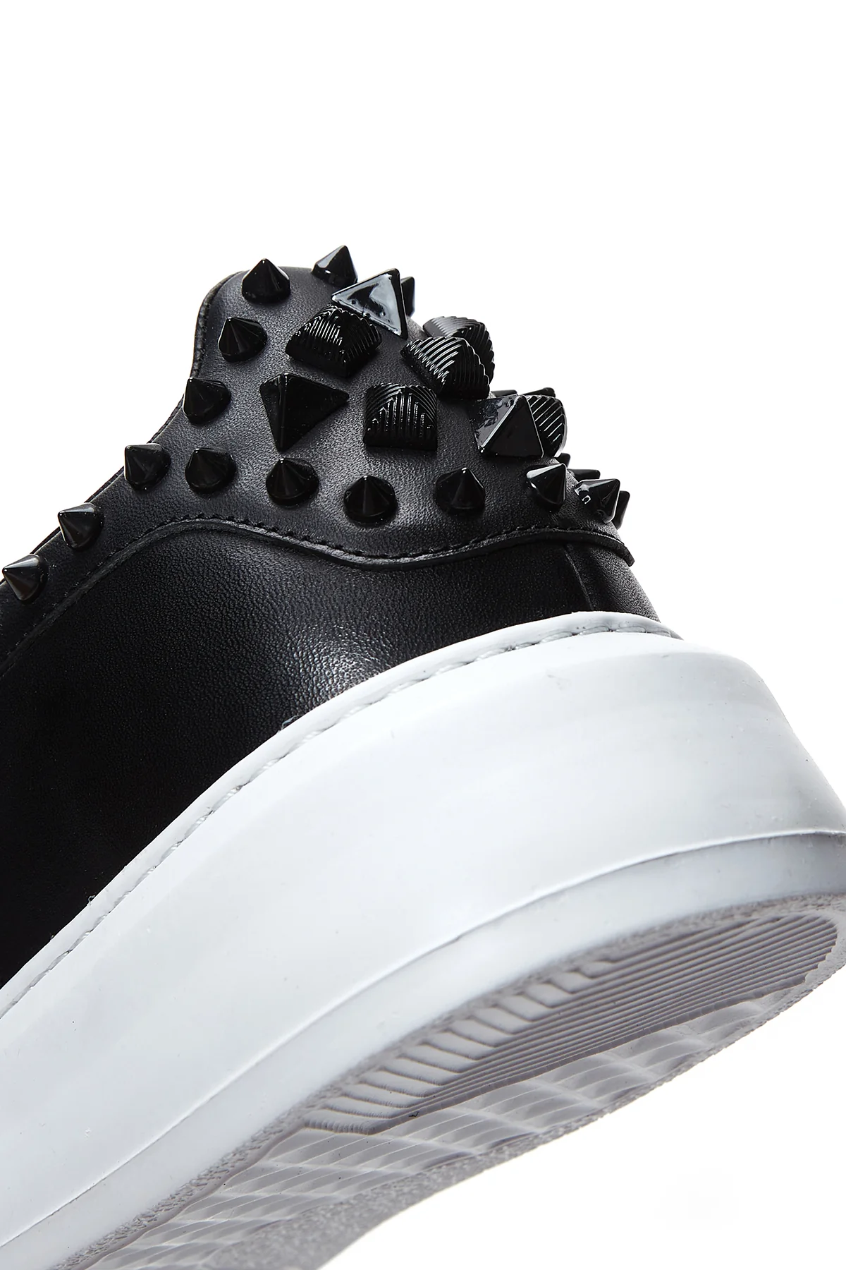 Erkek Siyah Deri Zımba Detaylı Kalın Tabanlı Sneaker - Image 9