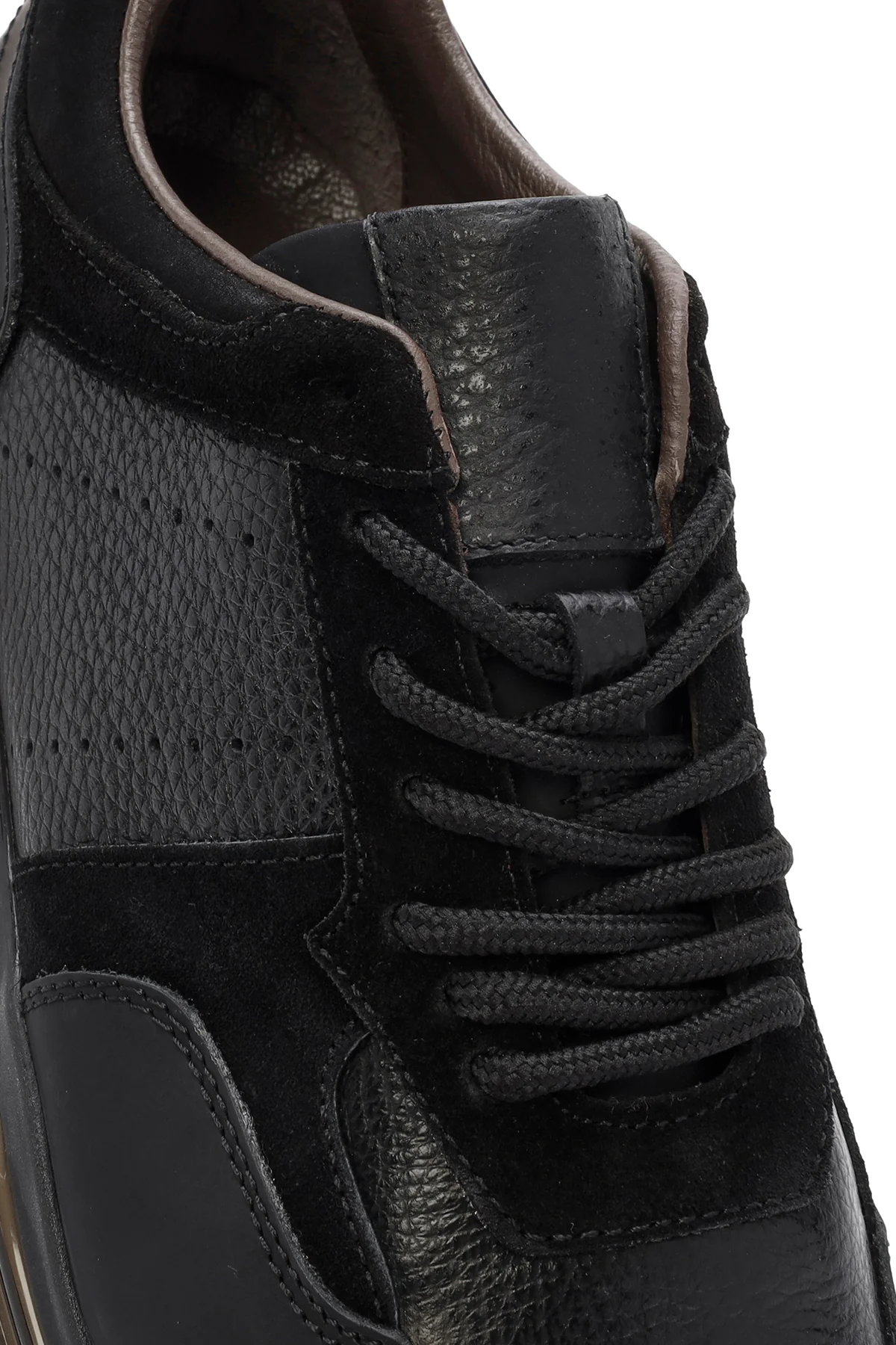 Erkek Siyah Kalın Tabanlı Bağcıklı Deri Casual Sneaker - Image 9