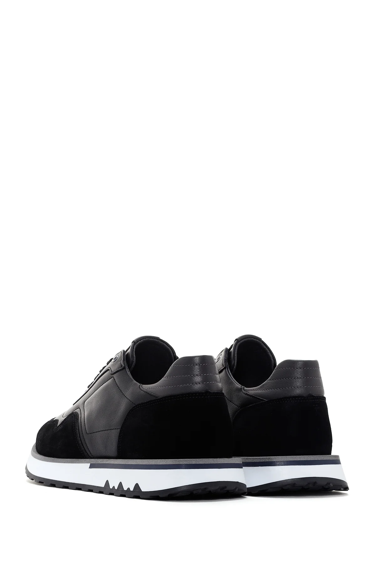 Erkek Siyah Kalın Tabanlı Bağcıklı Deri Casual Sneaker - Image 5