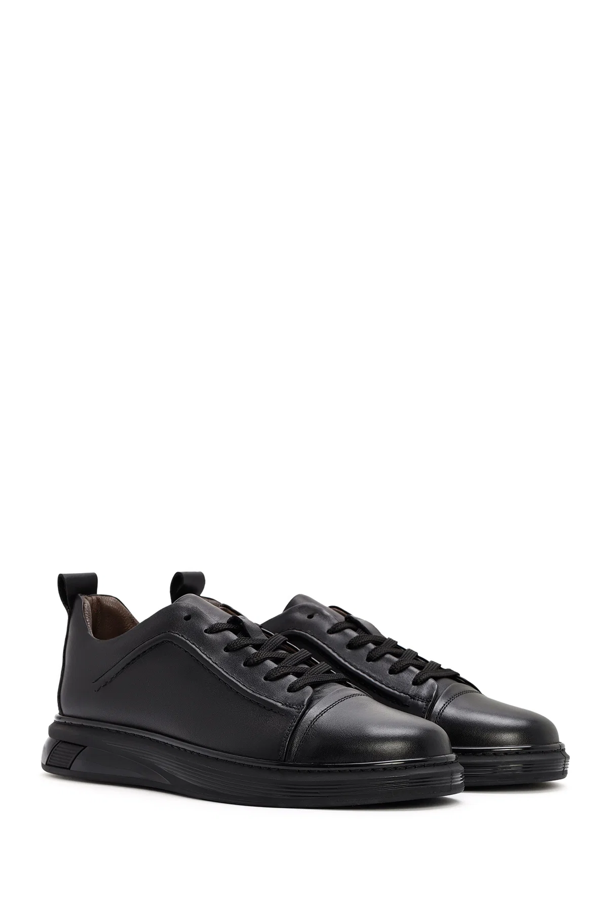 Erkek Siyah Kalın Tabanlı Bağcıklı Deri Sneaker - Image 3