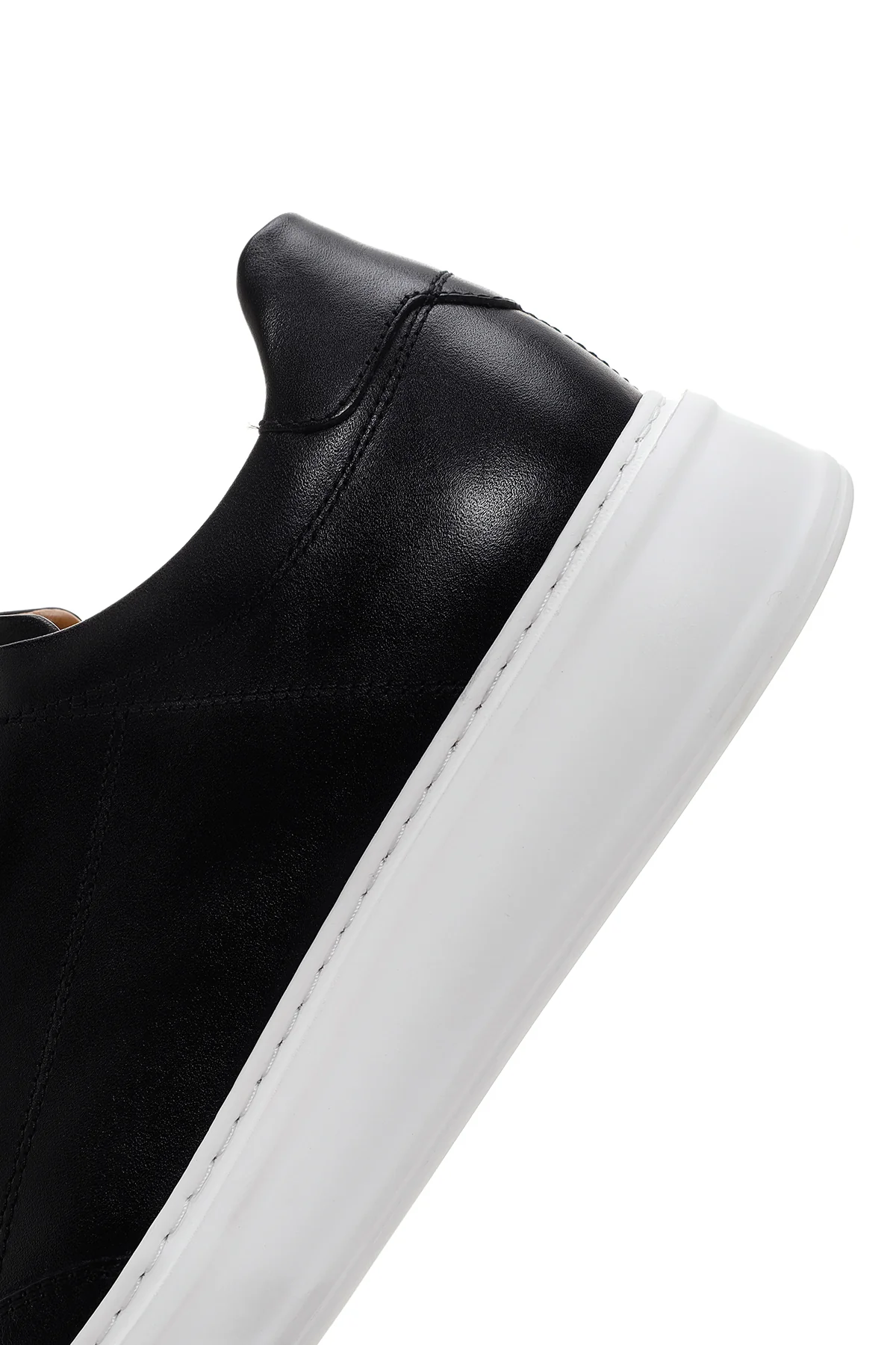 Erkek Siyah Kalın Tabanlı Bağcıklı Deri Sneaker - Image 7
