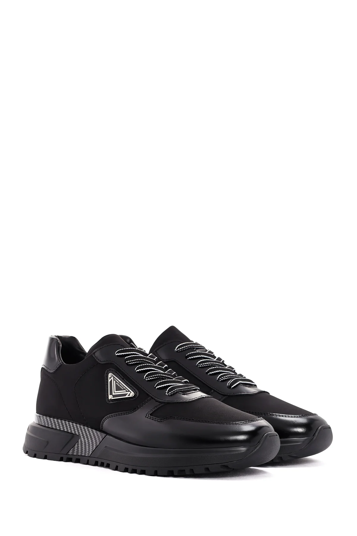 Erkek Siyah Kalın Tabanlı Bağcıklı Deri Sneaker - Image 3