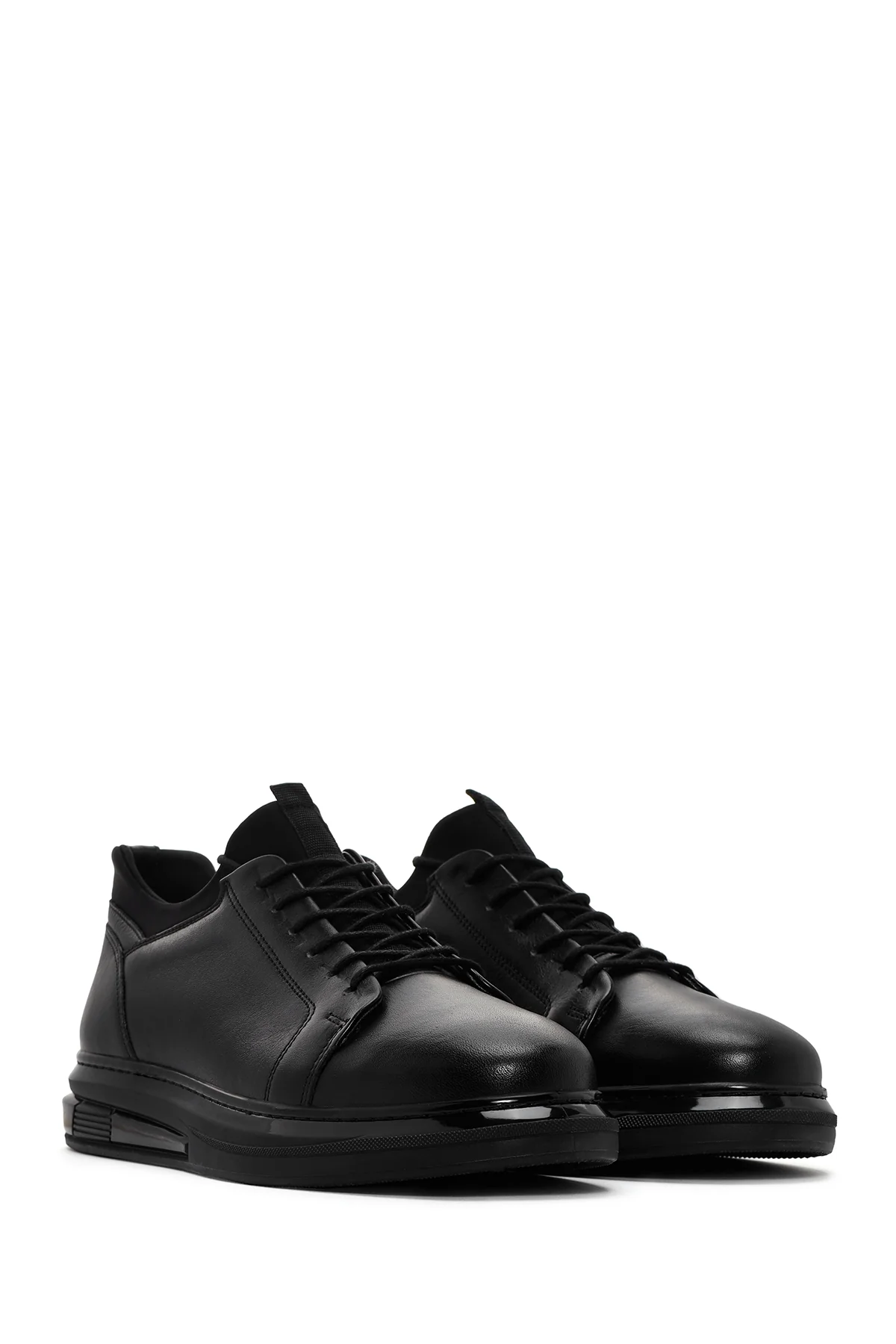 Erkek Siyah Kalın Tabanlı Bağcıklı Deri Sneaker - Image 3