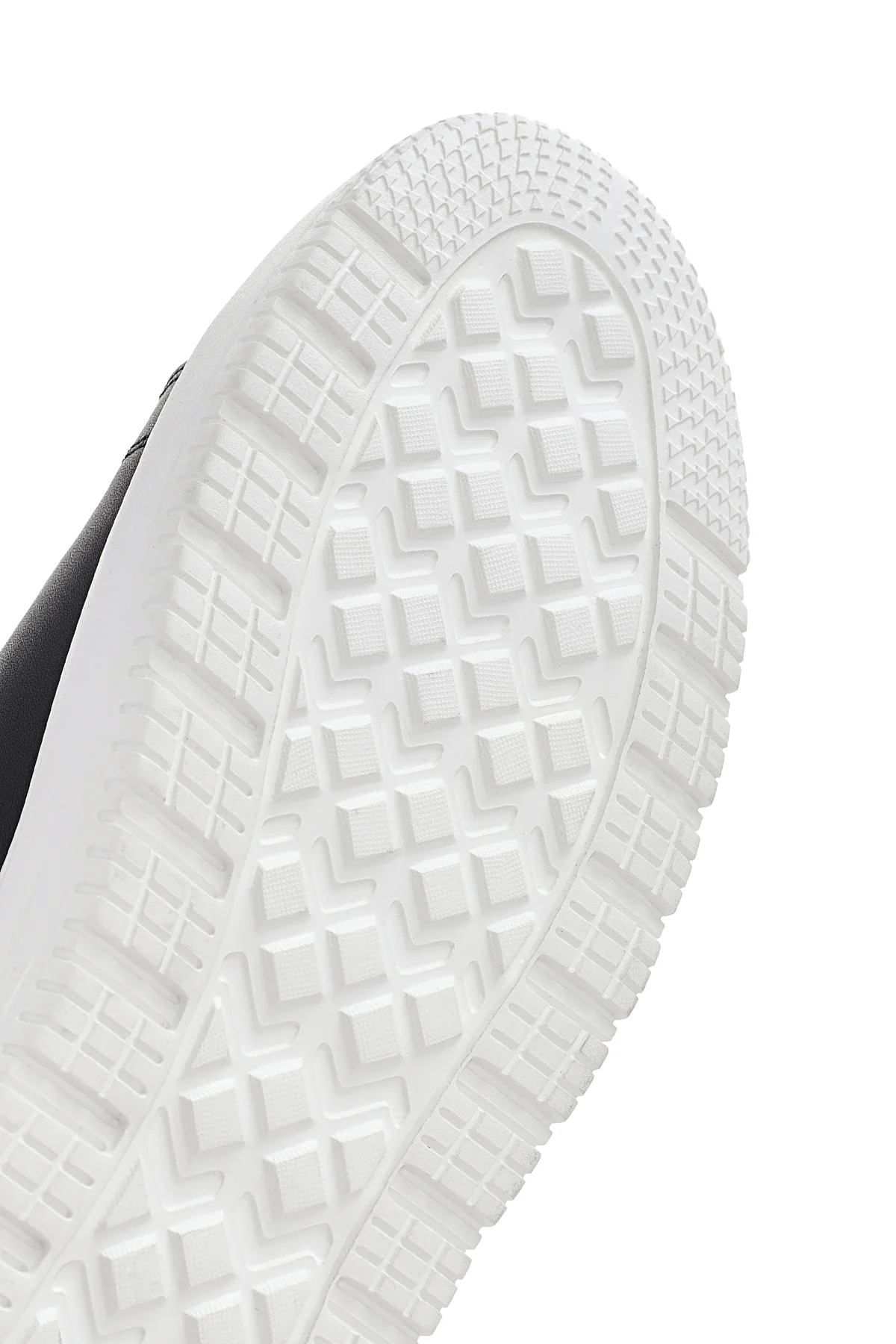 Erkek Siyah Kalın Tabanlı Bağcıklı Deri Sneaker - Image 8