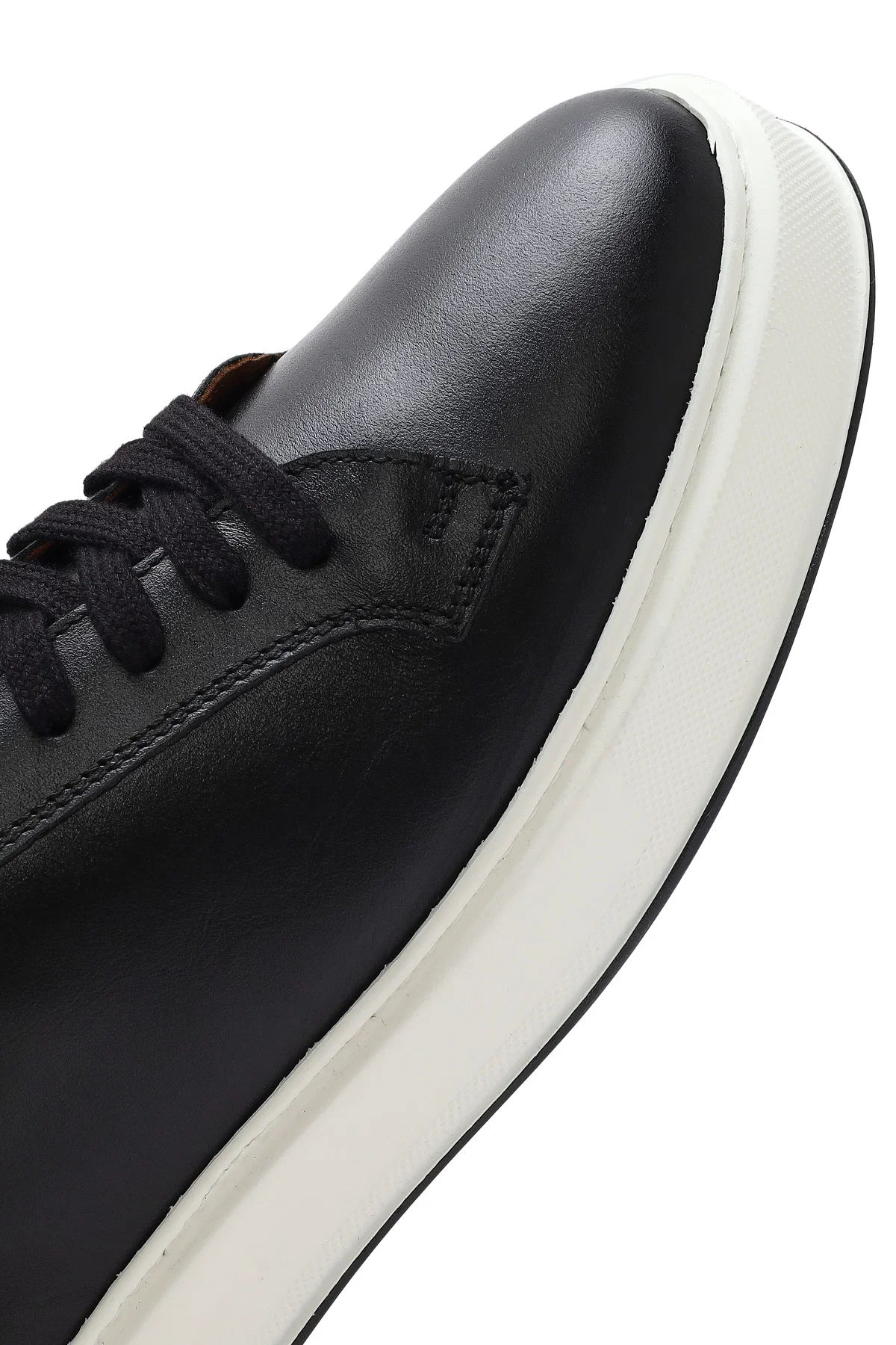 Erkek Siyah Kalın Tabanlı Bağcıklı Deri Sneaker - Image 9