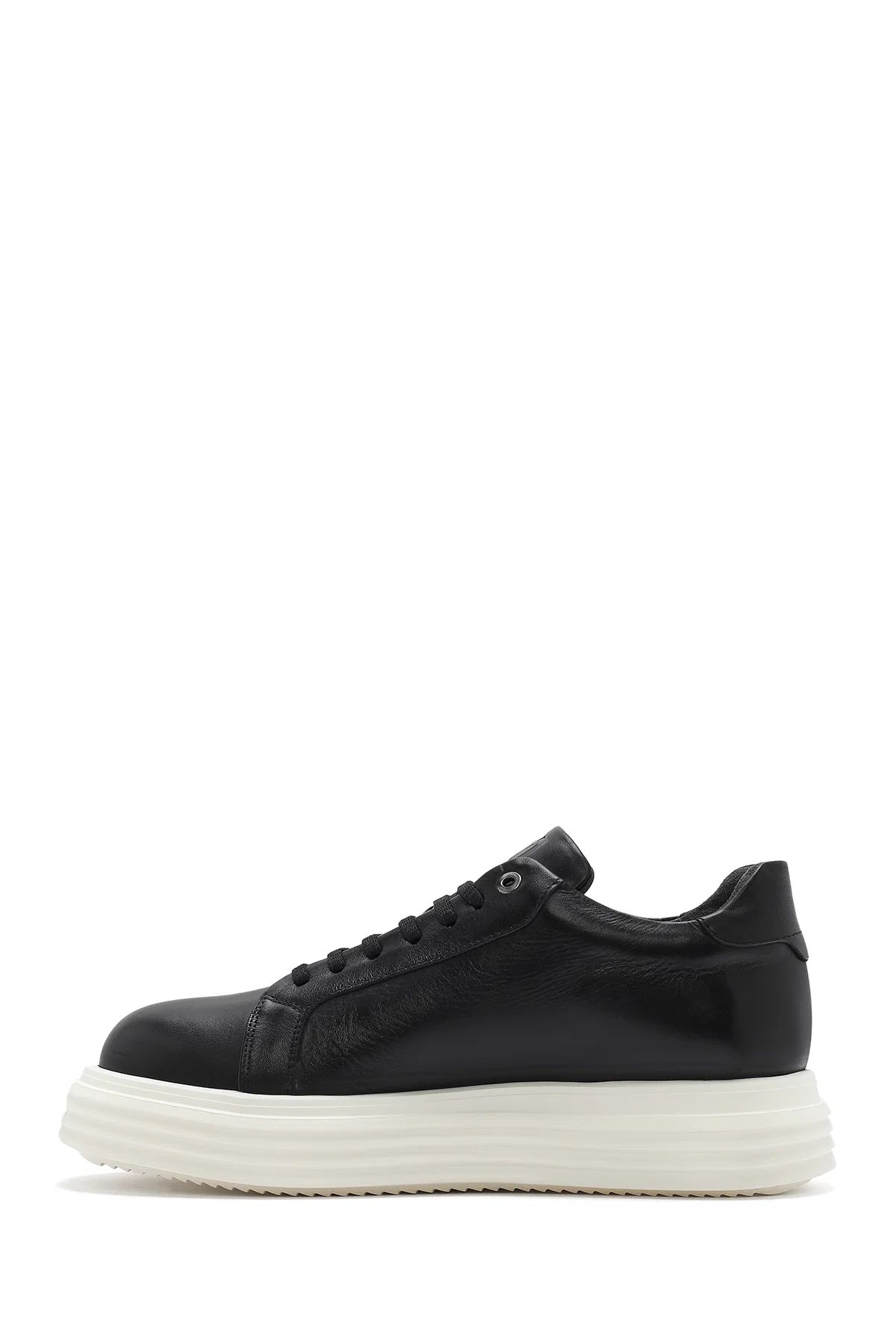 Erkek Siyah Kalın Tabanlı Bağcıklı Deri Sneaker - Image 2