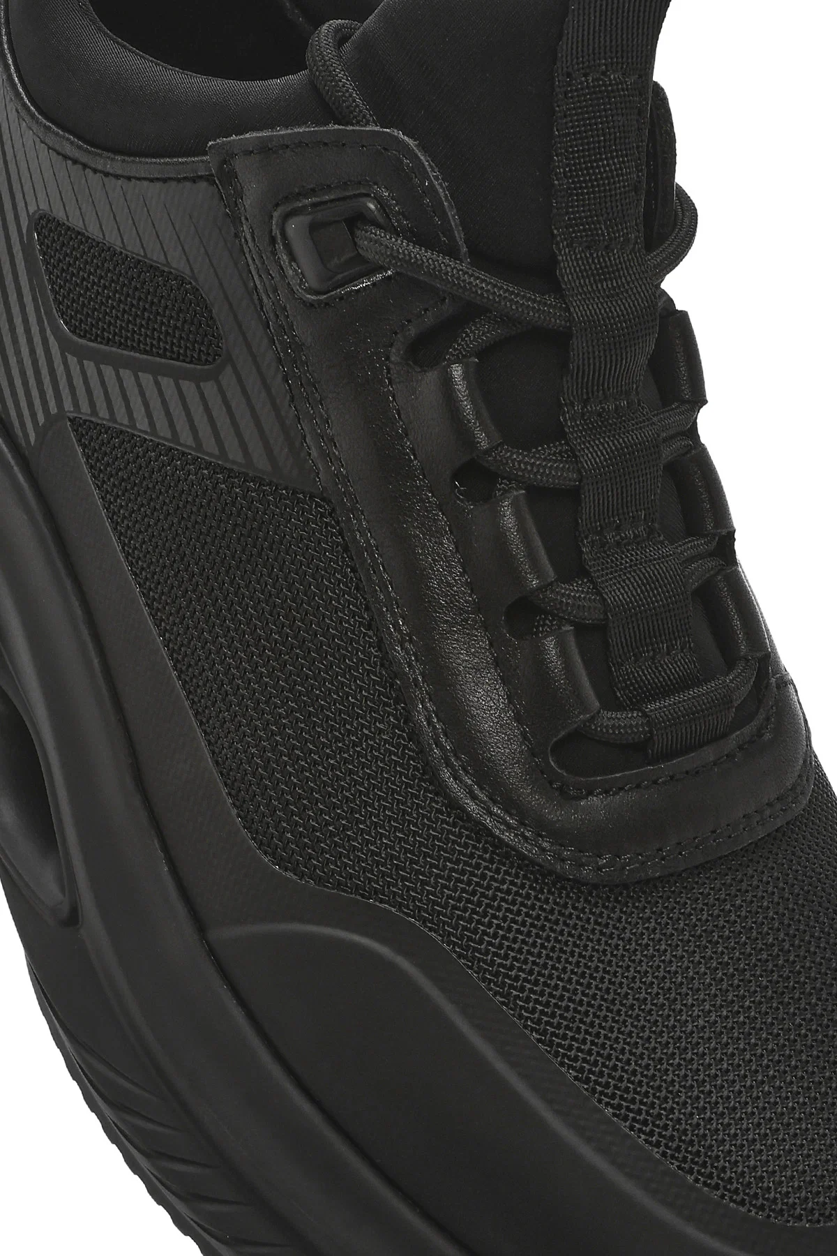 Erkek Siyah Kalın Tabanlı Bağcıklı Kumaş Sneaker - Image 9