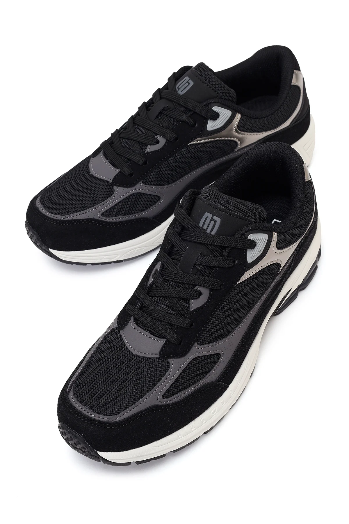 Erkek Siyah Kalın Tabanlı Bağcıklı Sneaker - Image 10