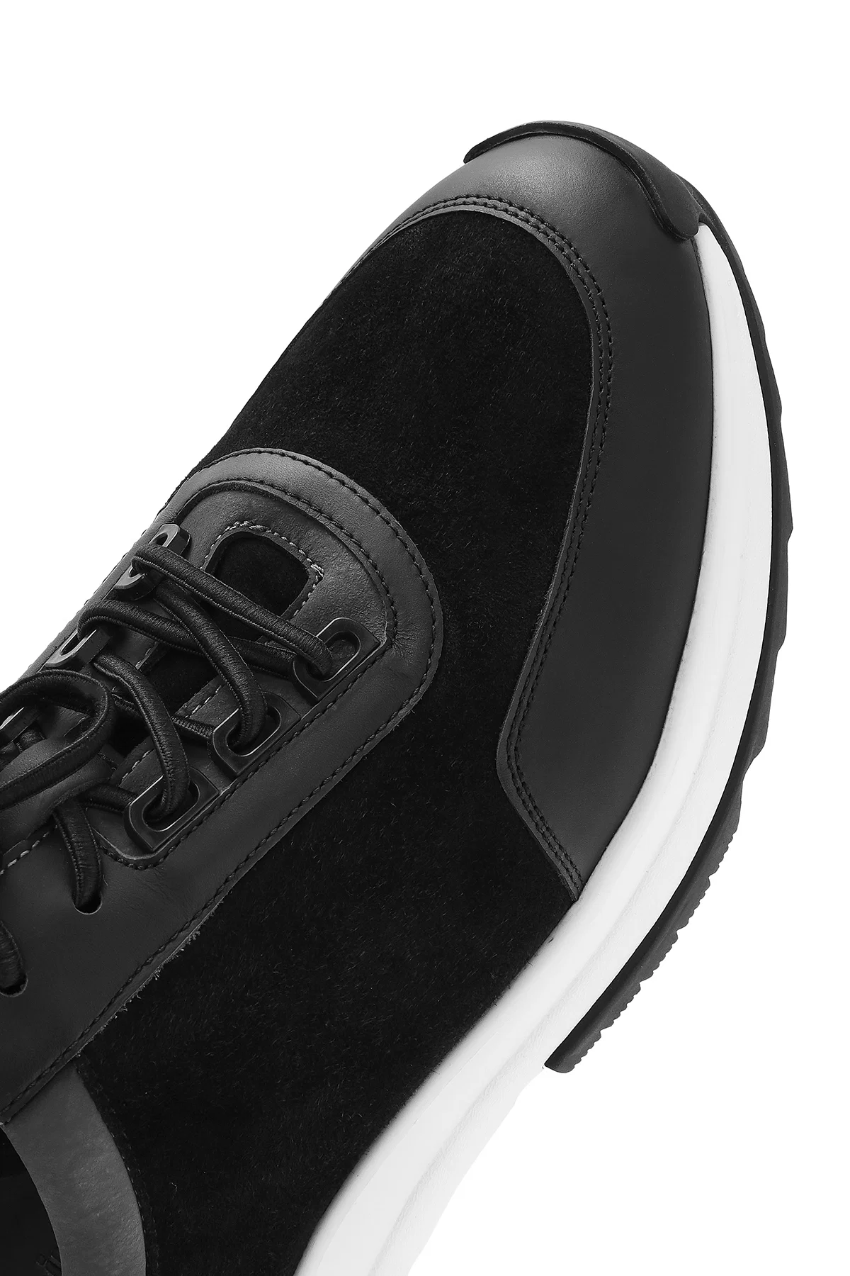Erkek Siyah Kalın Tabanlı Bağcıklı Süet Deri Sneaker - Image 9