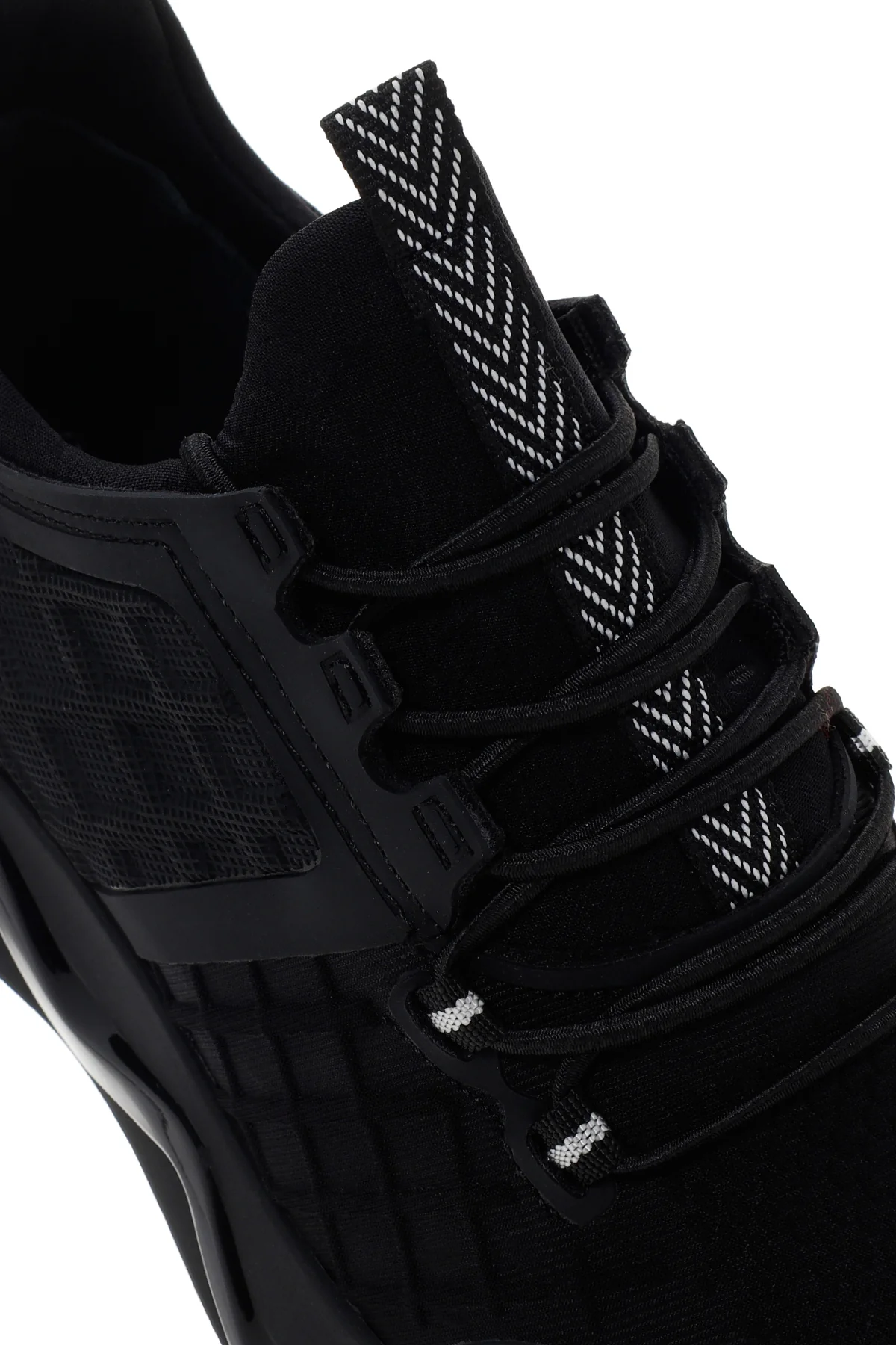 Erkek Siyah Kalın Tabanlı Deri Sneaker - Image 10
