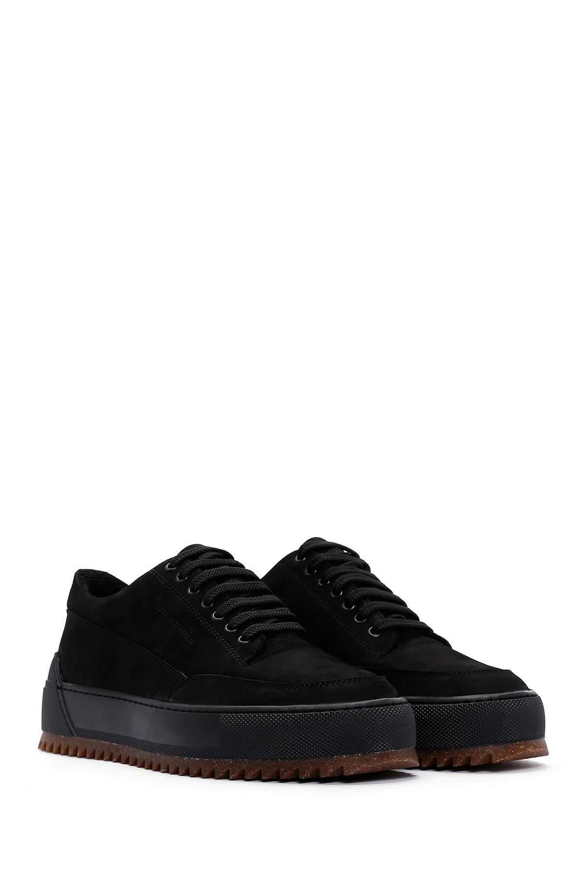 Erkek Siyah Kalın Tabanlı Nubuk Deri Casual Sneaker - Image 3