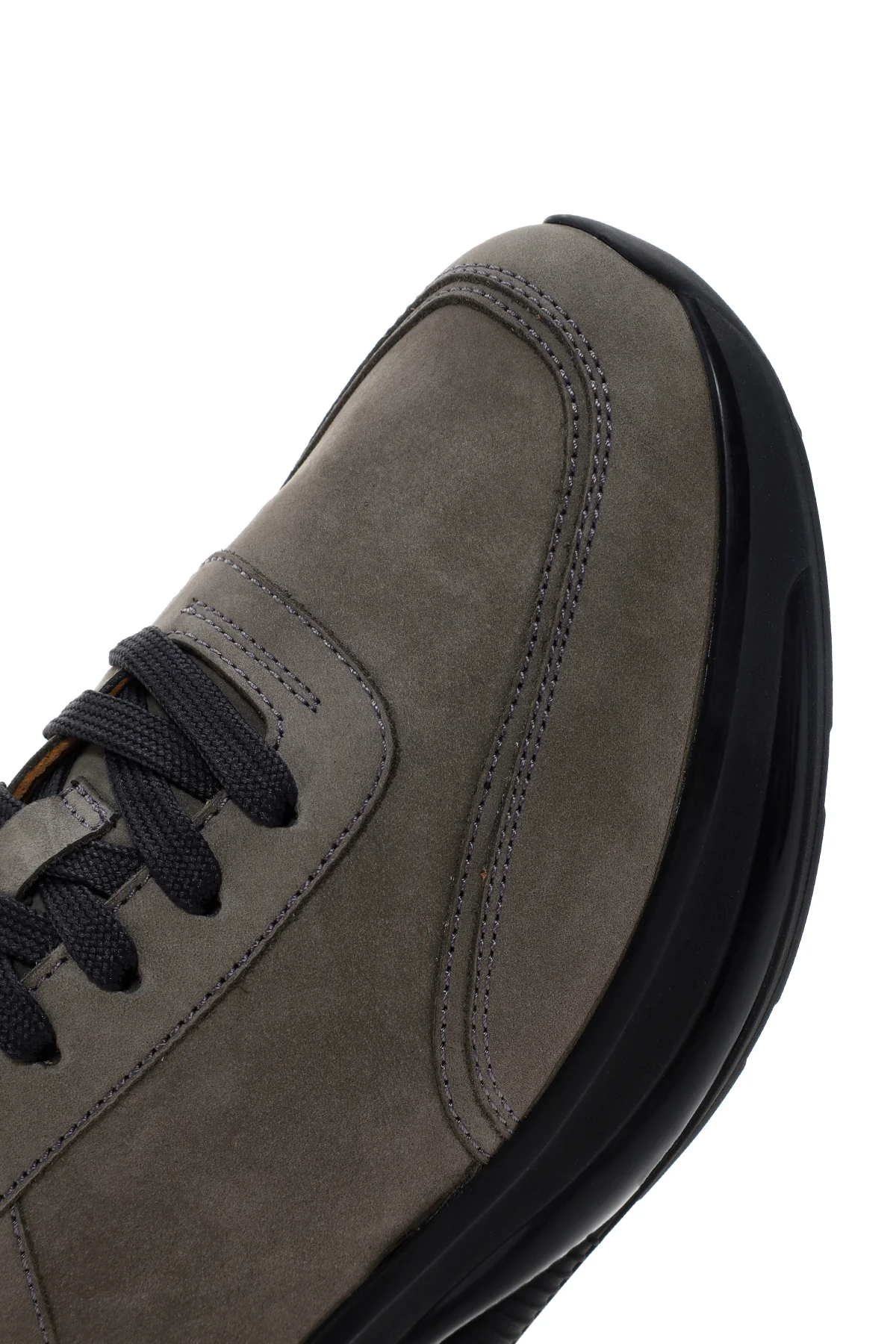 Erkek Siyah Koyu Gri Kalın Tabanlı Nubuk Deri Sneaker - Image 9