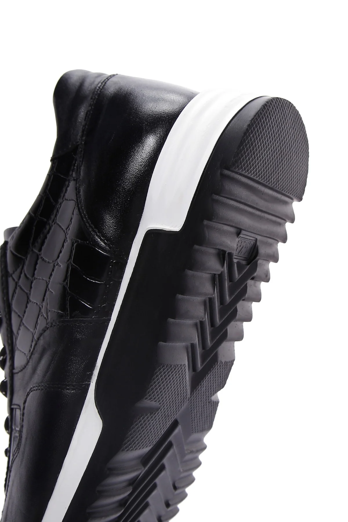Erkek Siyah Kroko Deri Kalın Tabanlı Sneaker - Image 8