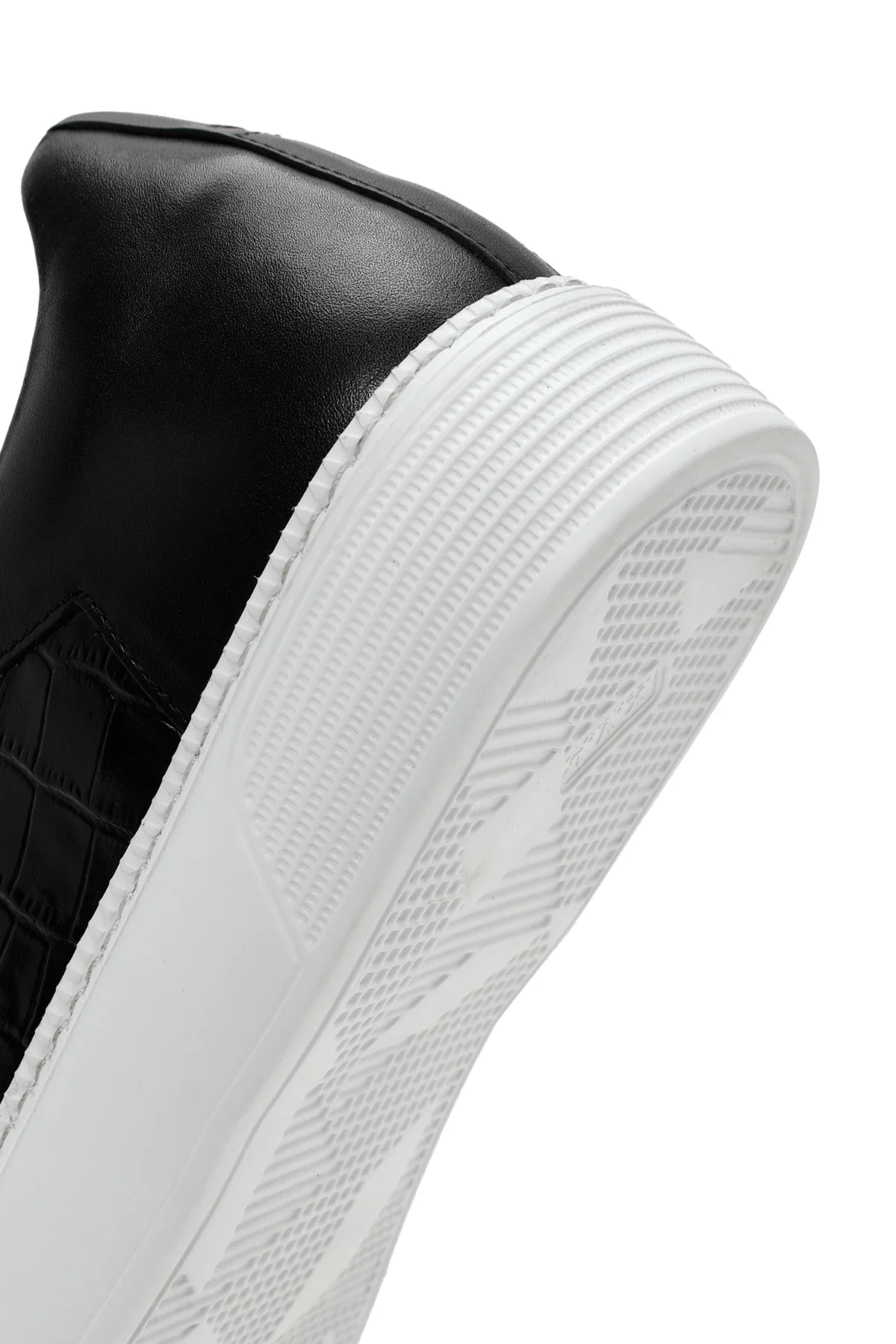 Erkek Siyah Kroko Deri Sneaker - Image 8