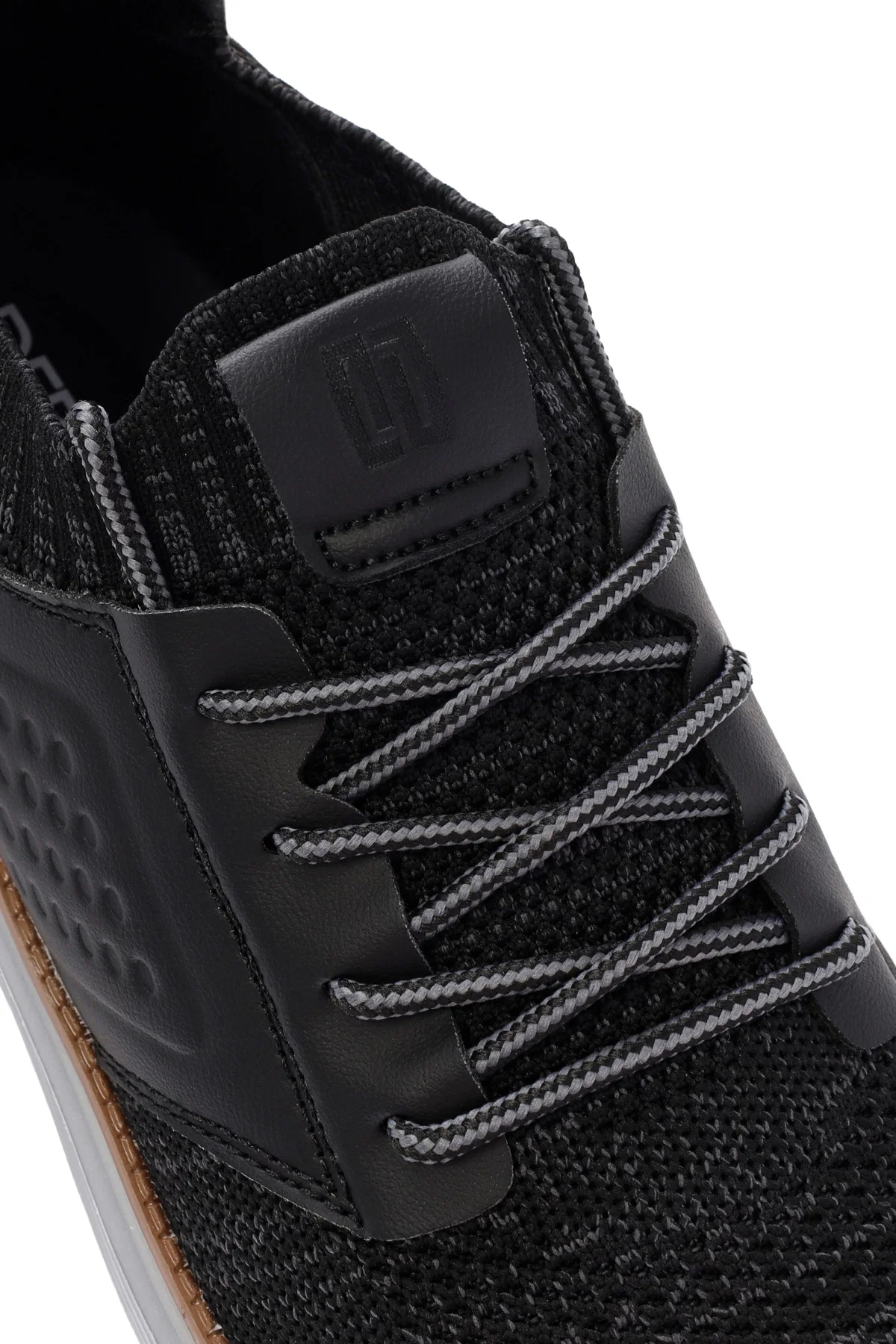 Erkek Siyah Kumaş Sneaker - Image 8