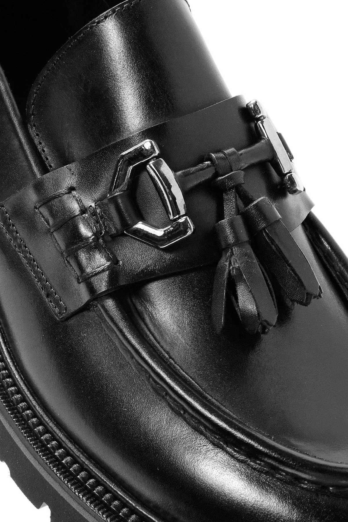 Erkek Siyah Püsküllü Deri Casual Loafer - Image 10