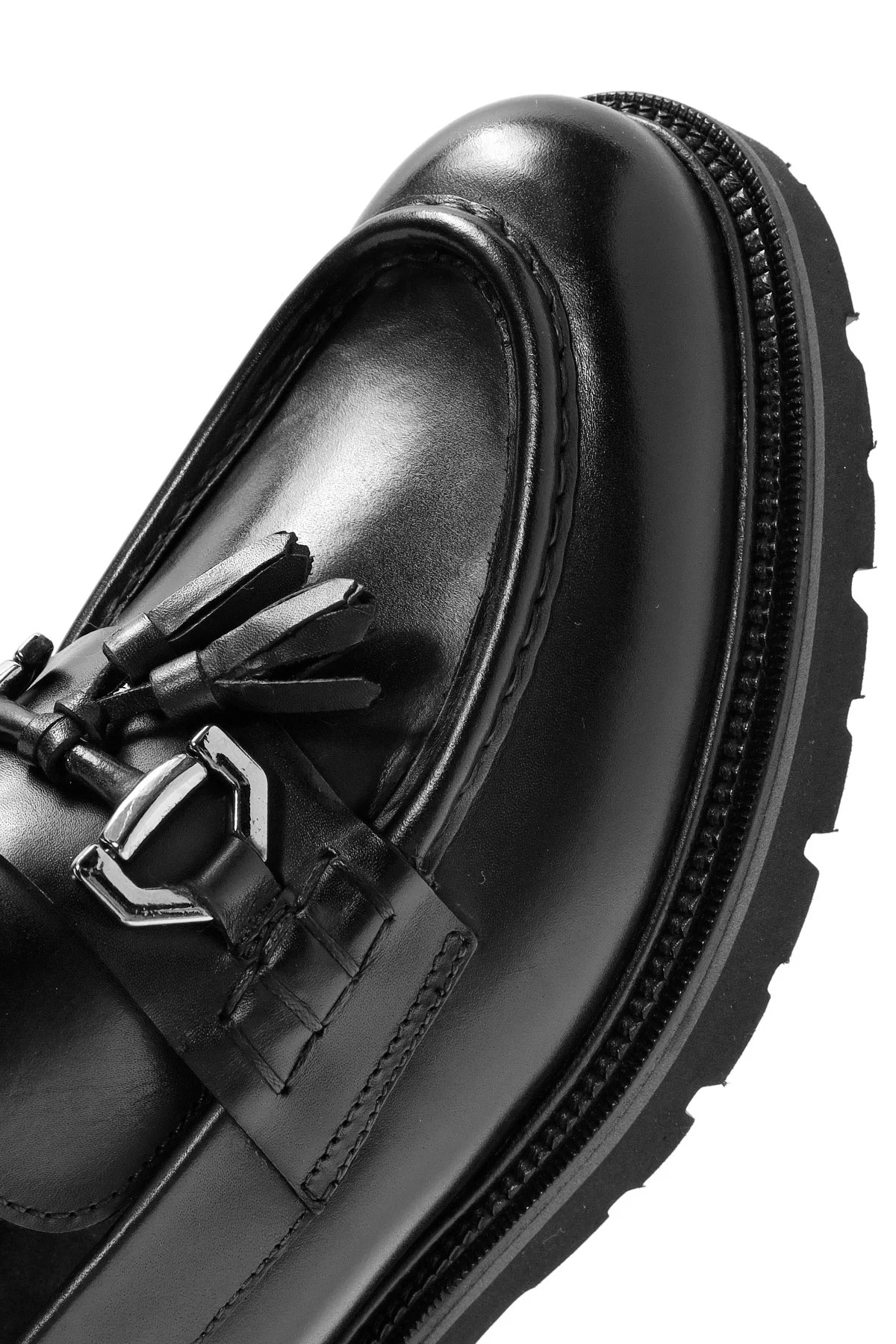 Erkek Siyah Püsküllü Deri Casual Loafer - Image 9