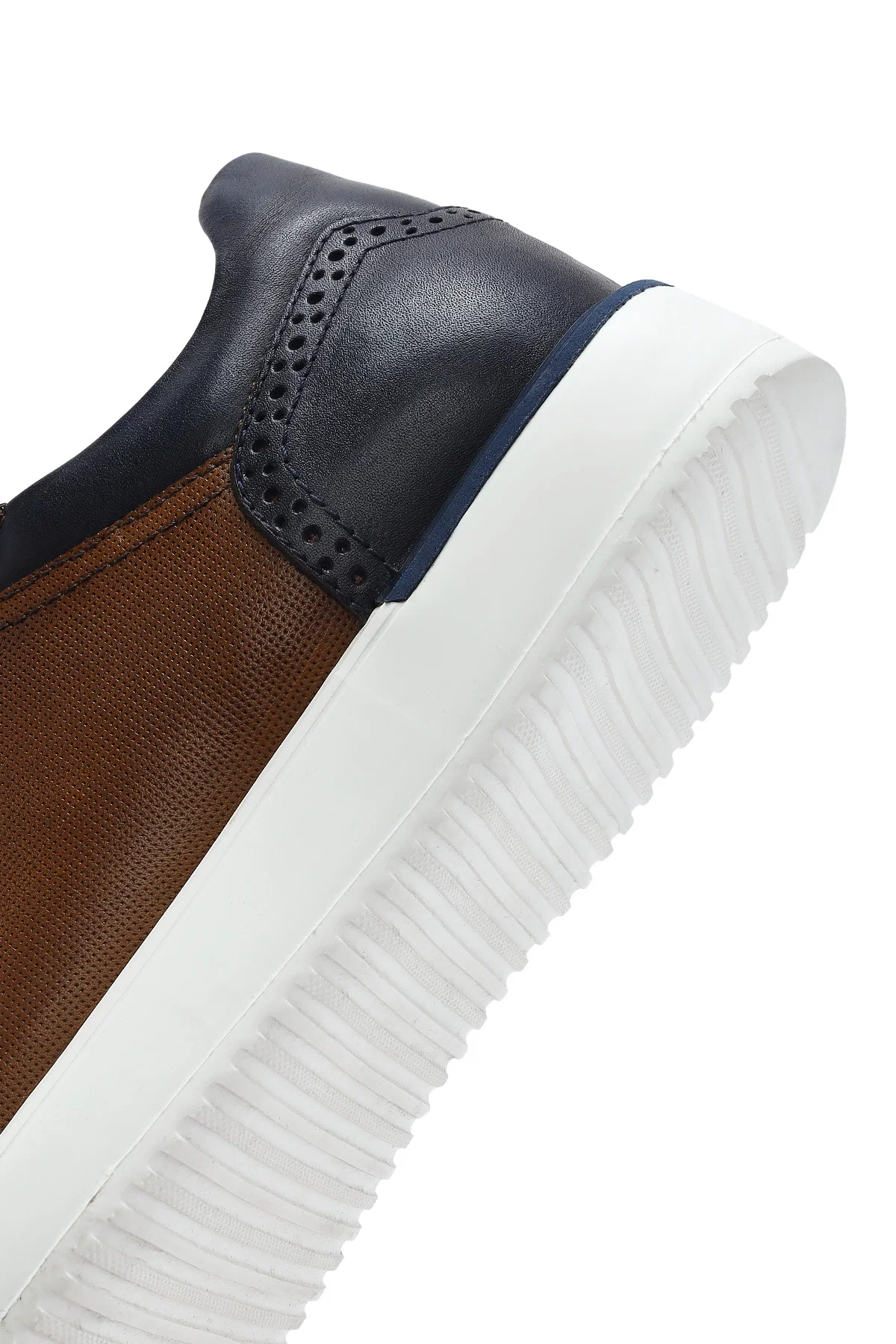 Erkek Taba Bağcıklı Deri Sneaker - Image 8