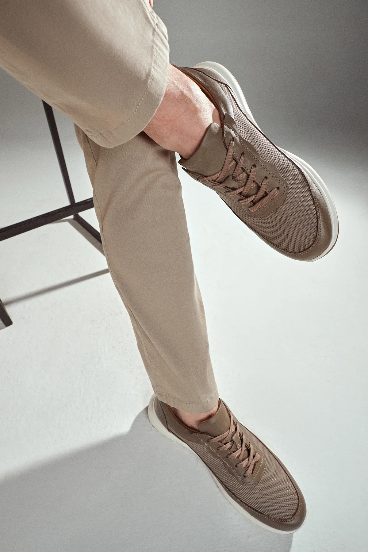 Erkek Vizon Bağcıklı Deri Sneaker - Image 2