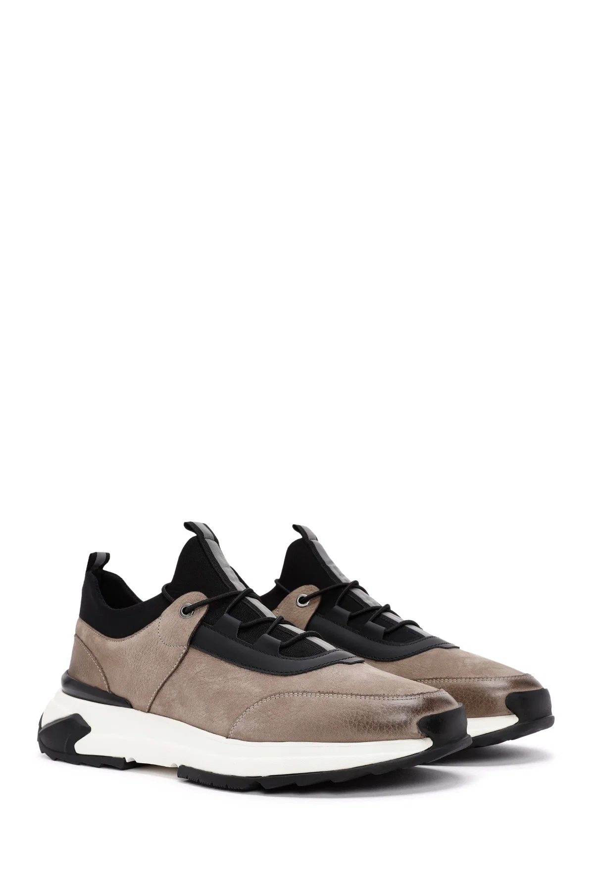 Erkek Vizon Bağcıklı Nubuk Deri Casual Sneaker - Image 3