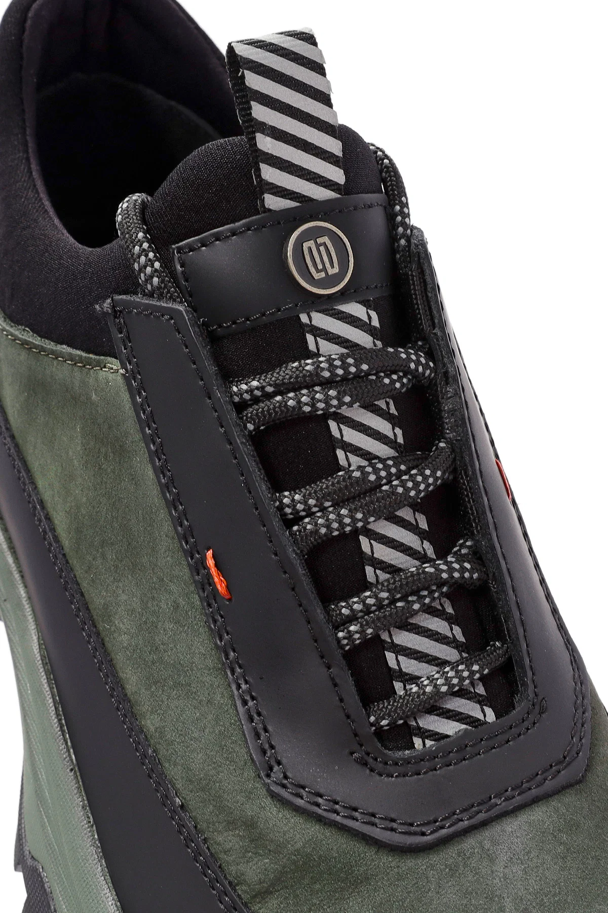 Erkek Yeşil Bağcıklı Nubuk Deri Sneaker - Image 10