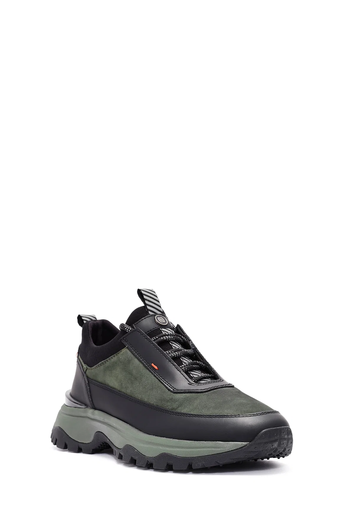 Erkek Yeşil Bağcıklı Nubuk Deri Sneaker - Image 6