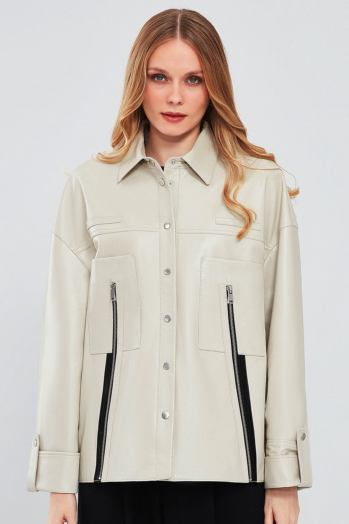 Farrah Kadın Bej Oversize Deri Ceket - Image 3