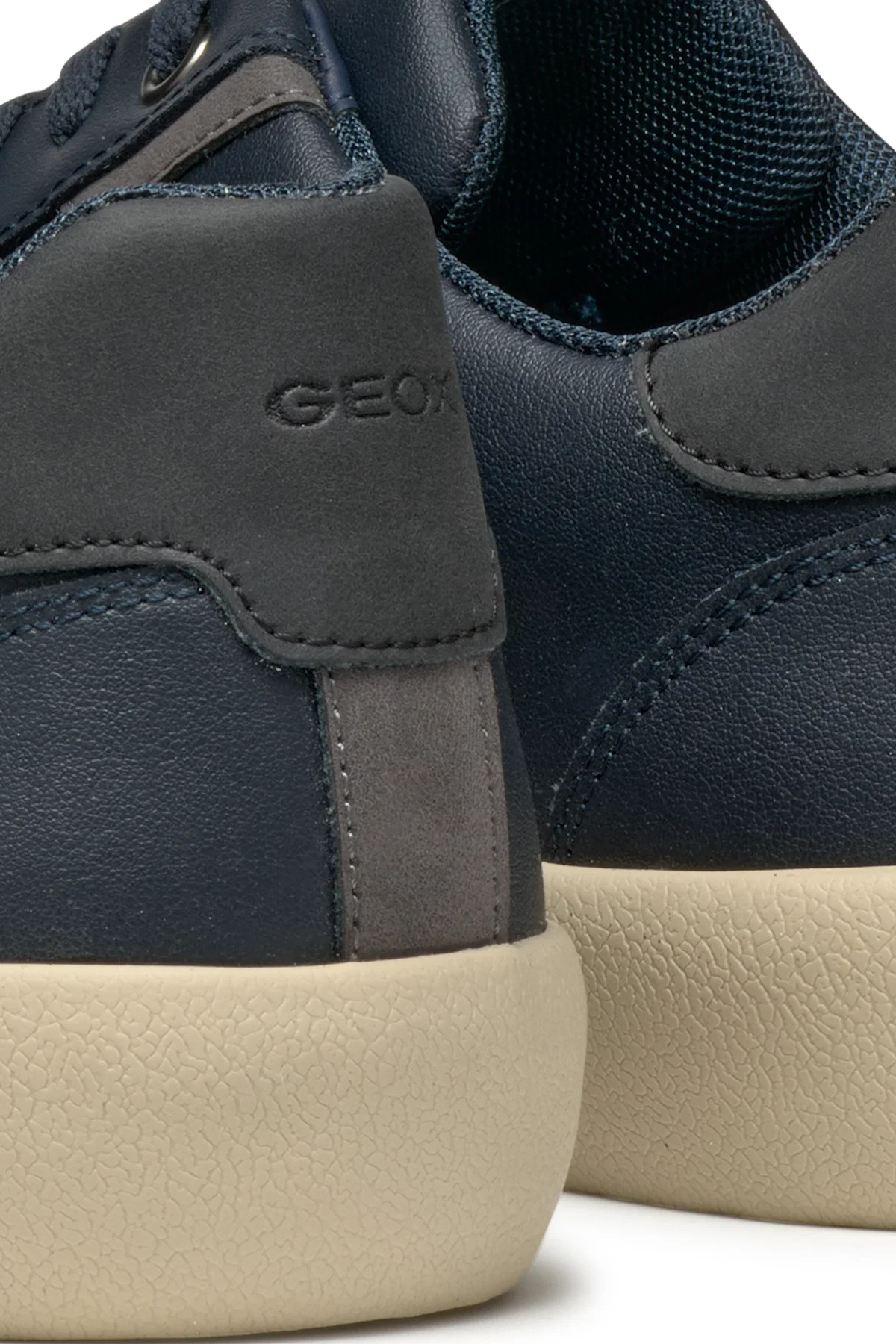 Geox Erkek Lacivert Affile Bağcıklı Deri Sneaker - Image 11