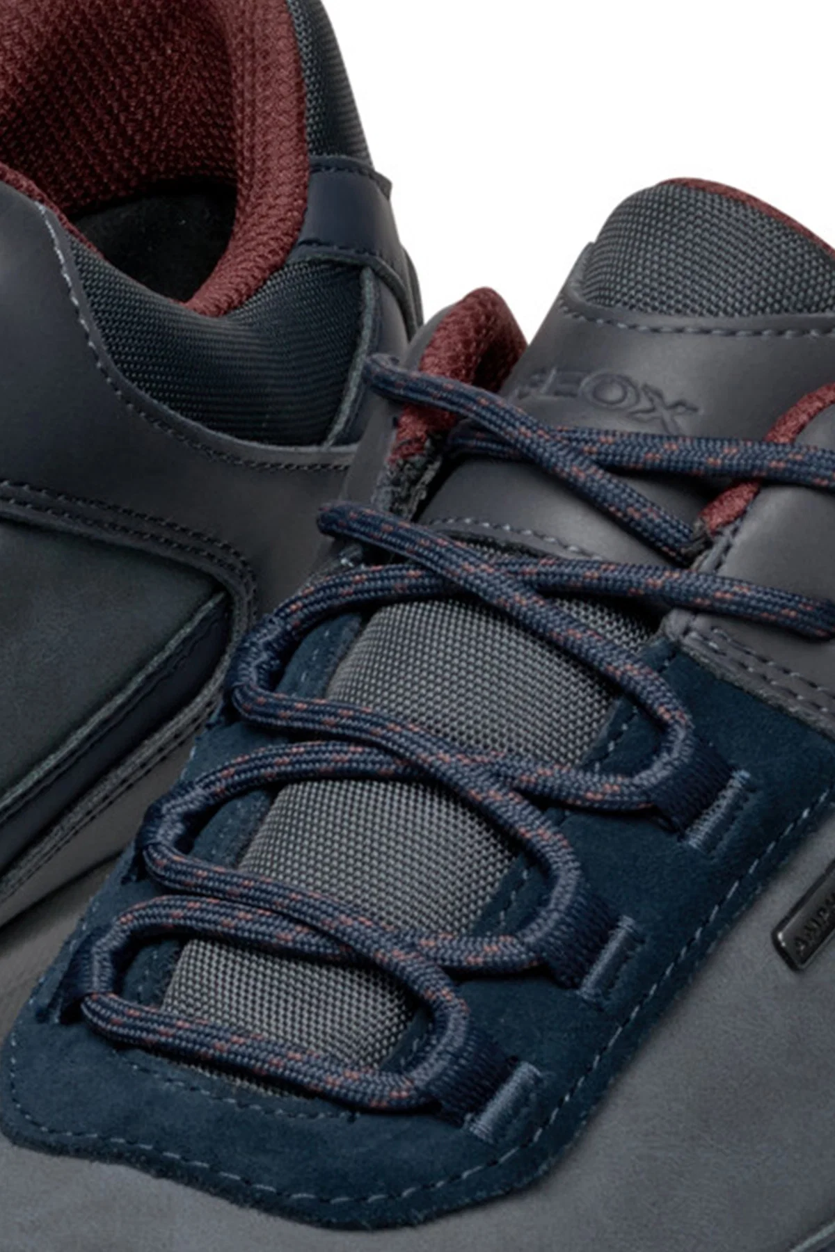 Geox Erkek Lacivert Bağcıklı Deri Sneaker - Image 11
