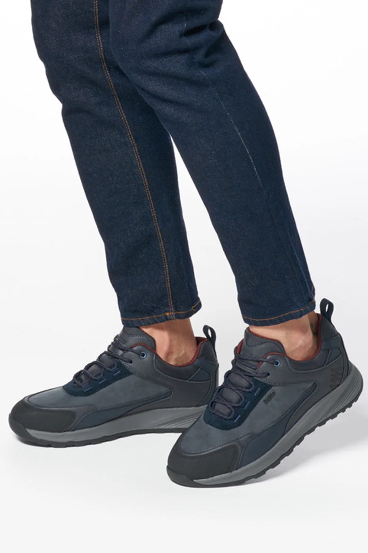 Geox Erkek Lacivert Bağcıklı Deri Sneaker - Image 2